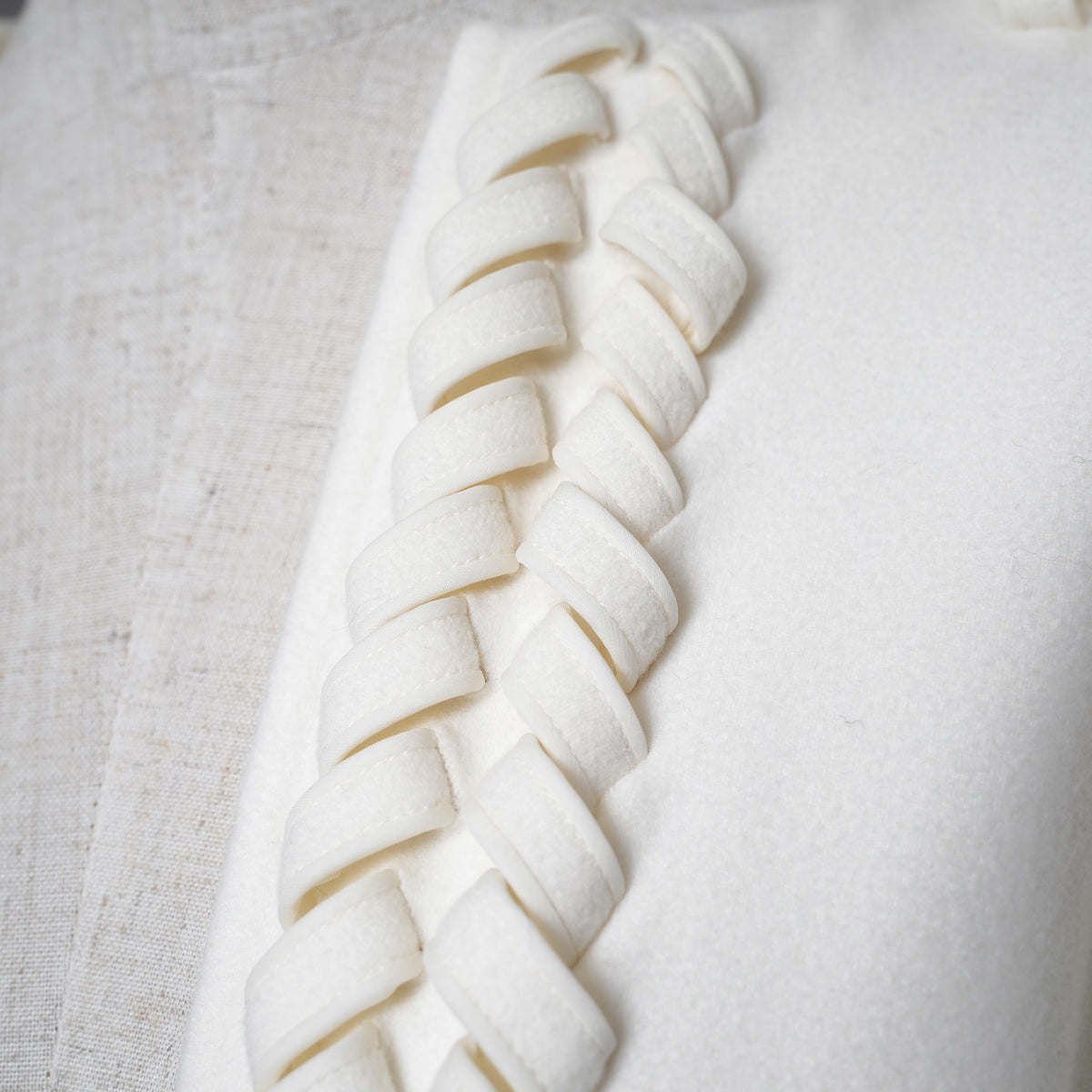VALENTINO ヴァレンティノ / 美品 21AW ウールカシミア ブレード ケープ アウター / WB0CG2H315E / size M (IVORY) レディース 352134-izm