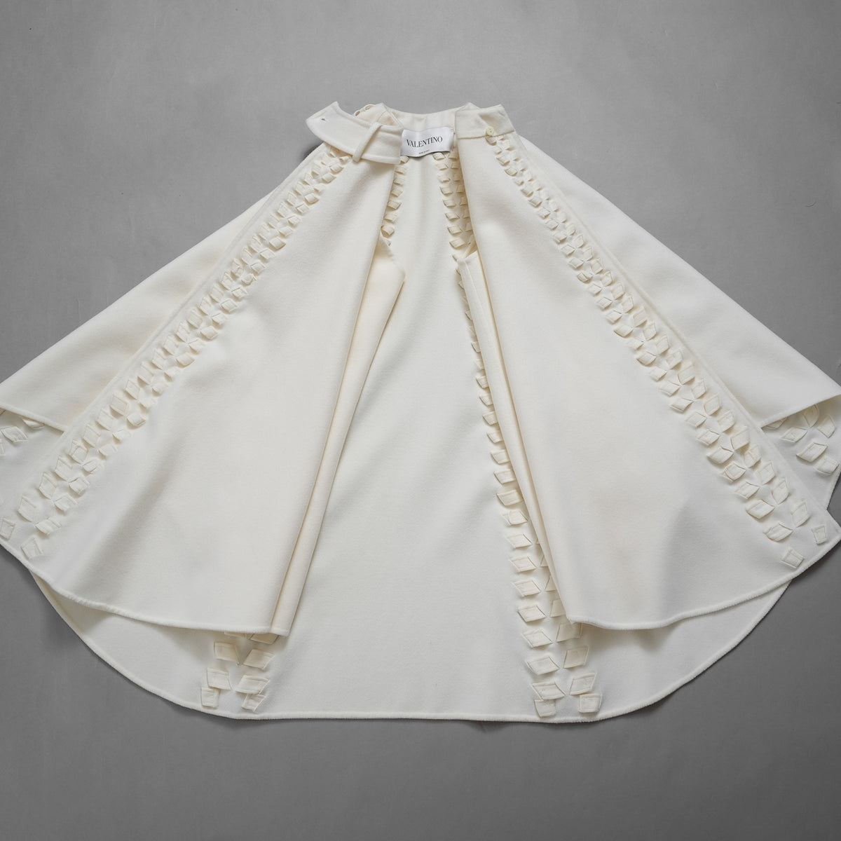 VALENTINO ヴァレンティノ / 美品 21AW ウールカシミア ブレード ケープ アウター / WB0CG2H315E / size M (IVORY) レディース 352134-izm