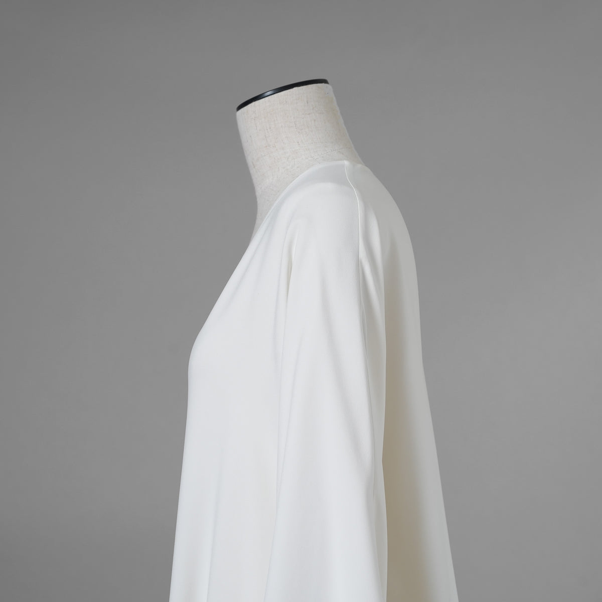 VALENTINO ヴァレンティノ / 美品 21SS ヘビークレープ チュニックブラウス 長袖シャツ / VB3AE5H065C / size 38 (WHITE) レディース 352133-izm