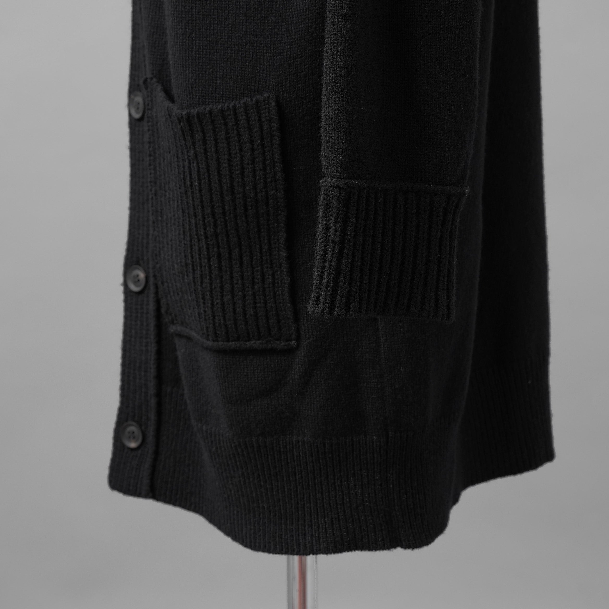YOHJI YAMAMOTO POUR HOMME ヨウジヤマモト プールオム / 美品 23AW 7G JERSEY 3G RIB DESIGNED NECK LONG CARDIGAN ロング ニット カーディガン / HO-K83-186 / size 3 (BLACK)