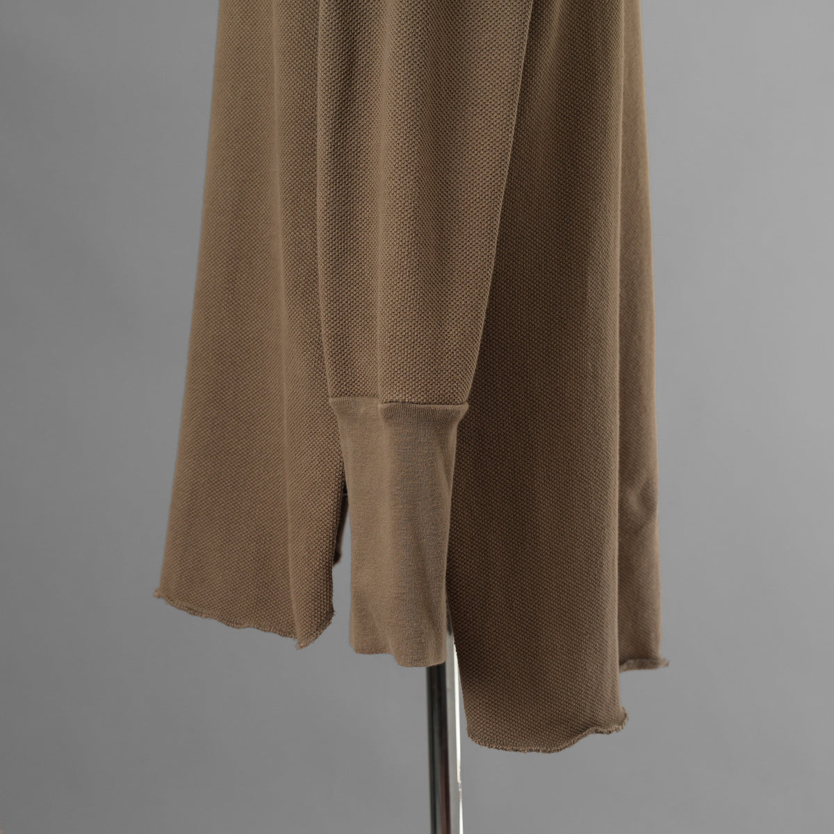 SUS-SOUS シュスー / 美品 24SS thermal pullover サーマル ワッフル 長袖Tシャツ / 04-SS02418/ size 9 (MOCHA) 123051-alm