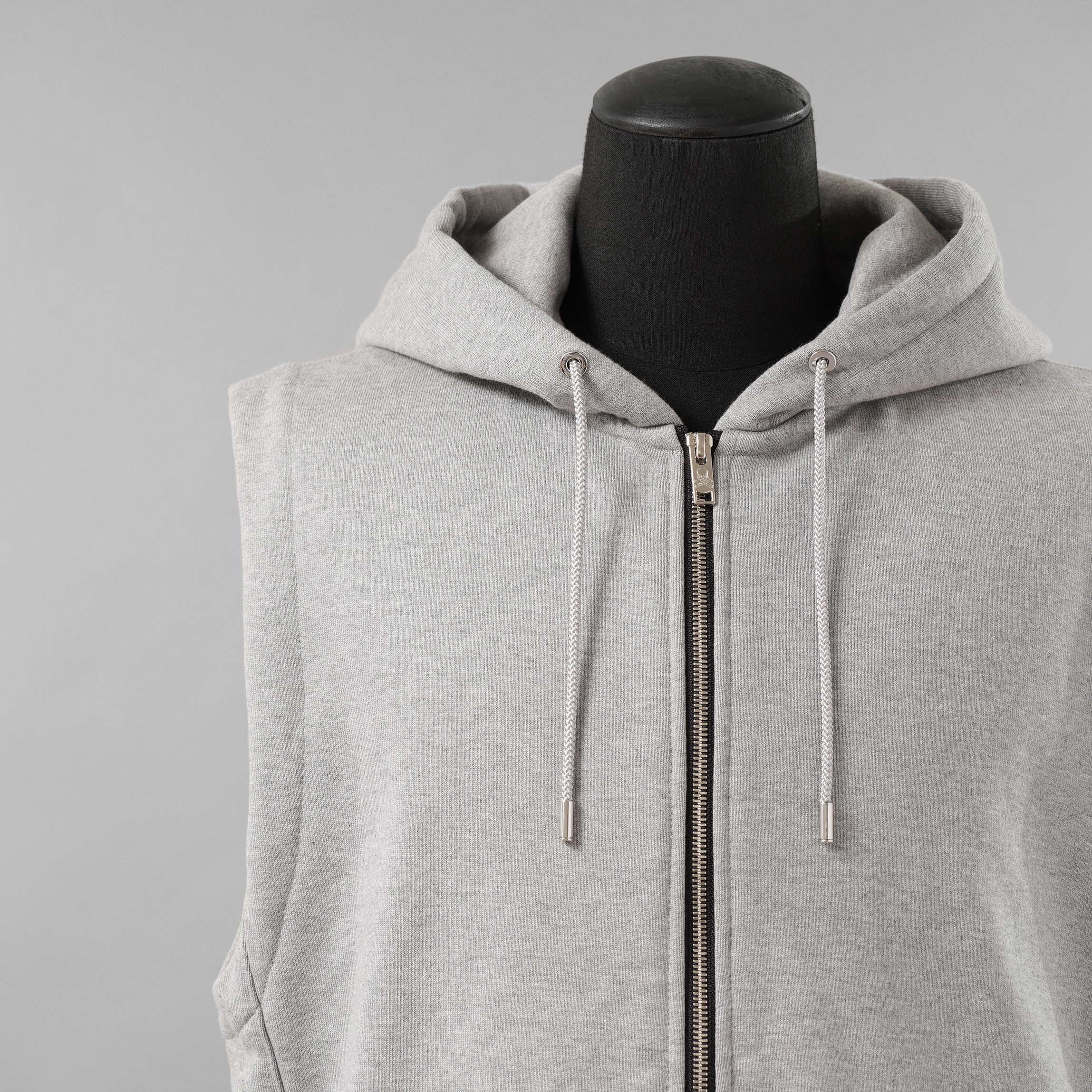 mastermind JAPAN マスターマインド ジャパン / 20SS バック メタルスカル ノースリーブ パーカー / MJ20E04-SW075-010 / size S (GRAY)