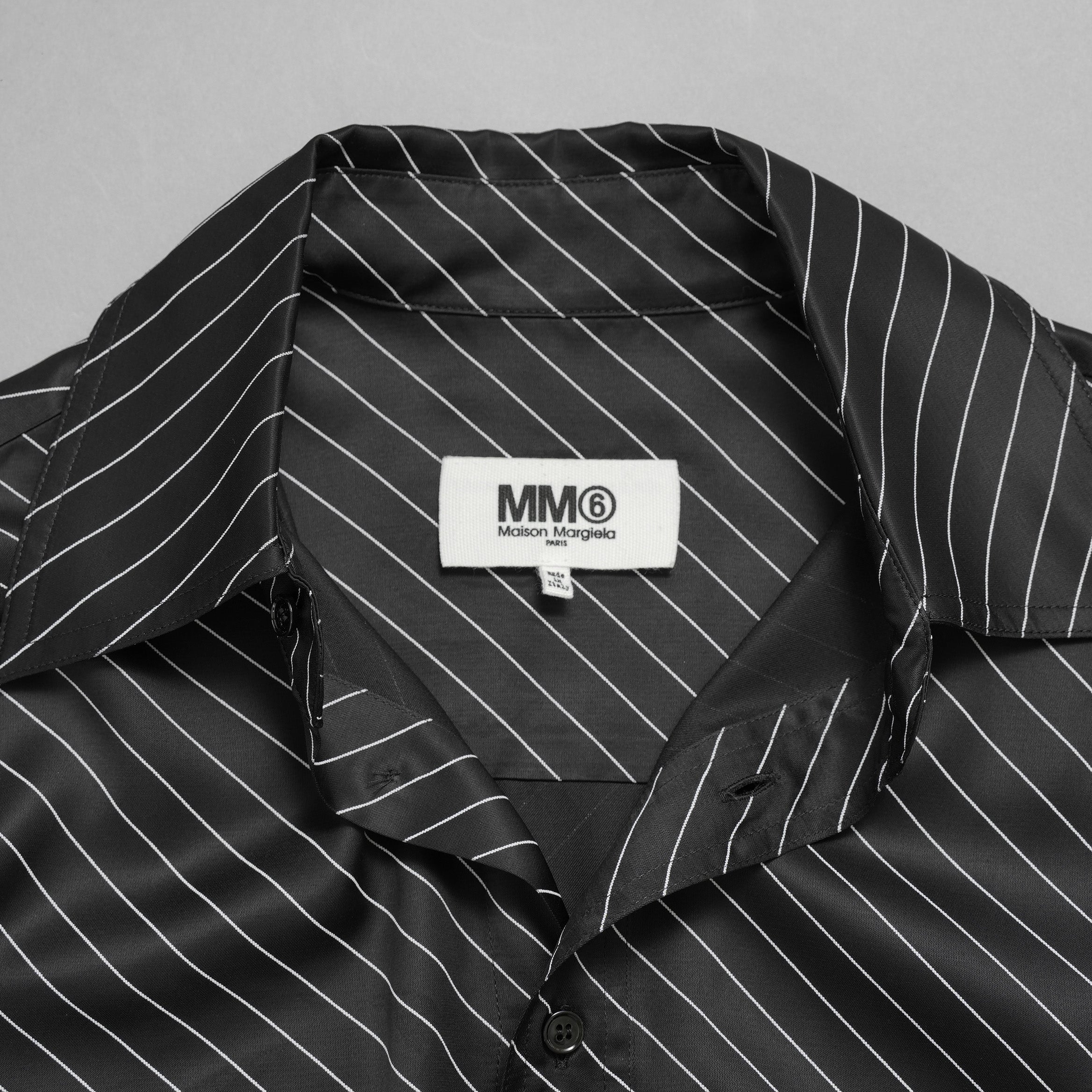 MM6 Maison Margiela エムエムシックス メゾンマルジェラ / 美品 23SS オーバーサイズビスコースシャツ 長袖シャツ/ S52DT0025 S78325 / size XS (BLACK)