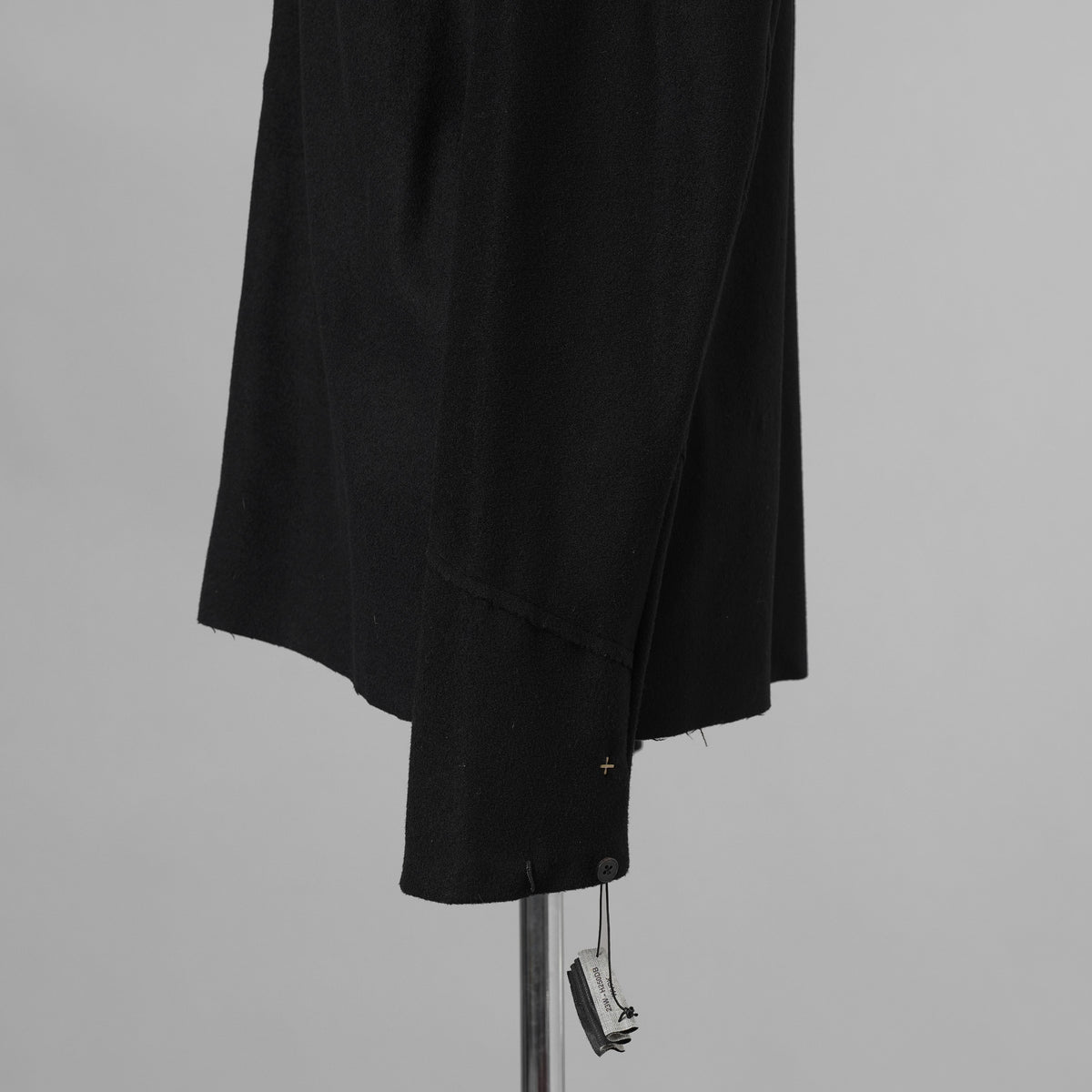 m.a + エムエークロス / 美品 23AW 2 Pocket One Piece Medium Fit Shirt / Wool Jersey / 長袖シャツ / 23W-H250DB / size 54 (BLACK) 352151-uen