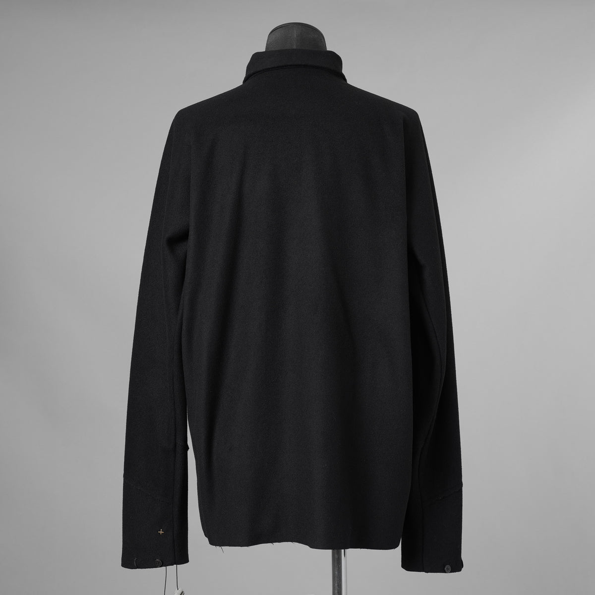 m.a + エムエークロス / 美品 23AW 2 Pocket One Piece Medium Fit Shirt / Wool Jersey / 長袖シャツ / 23W-H250DB / size 54 (BLACK) 352151-uen