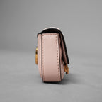 FENDI フェンディ / 美品 19 ナノ バゲット チャーム ショルダーポーチ アクセサリー / 7AR844 -AAJD-209-0189 / PINK BEIGE レディース 352145-izm