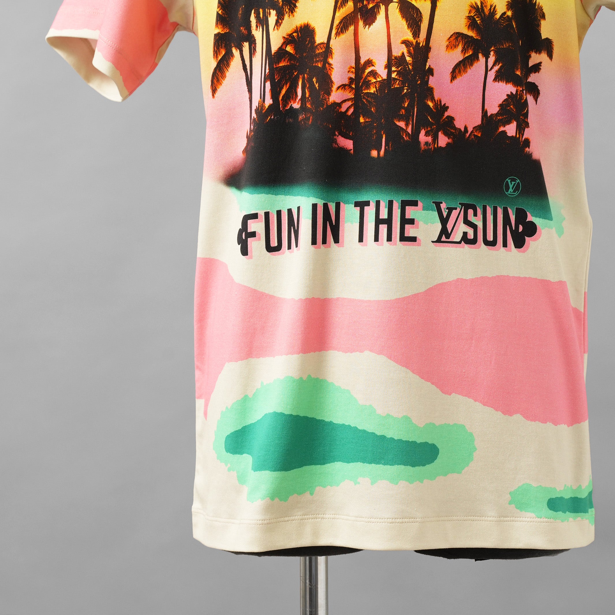 LOUIS VUITTON ルイヴィトン / 美品 22SS エピプリント パームツリー 半袖Tシャツ / RW222J NZ1 FNTS12 / size M (MULTI)