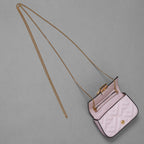 FENDI フェンディ / 美品 19 ナノ バゲット チャーム ショルダーポーチ アクセサリー / 7AR844 -AAJD-209-0189 / PINK BEIGE レディース 352145-izm