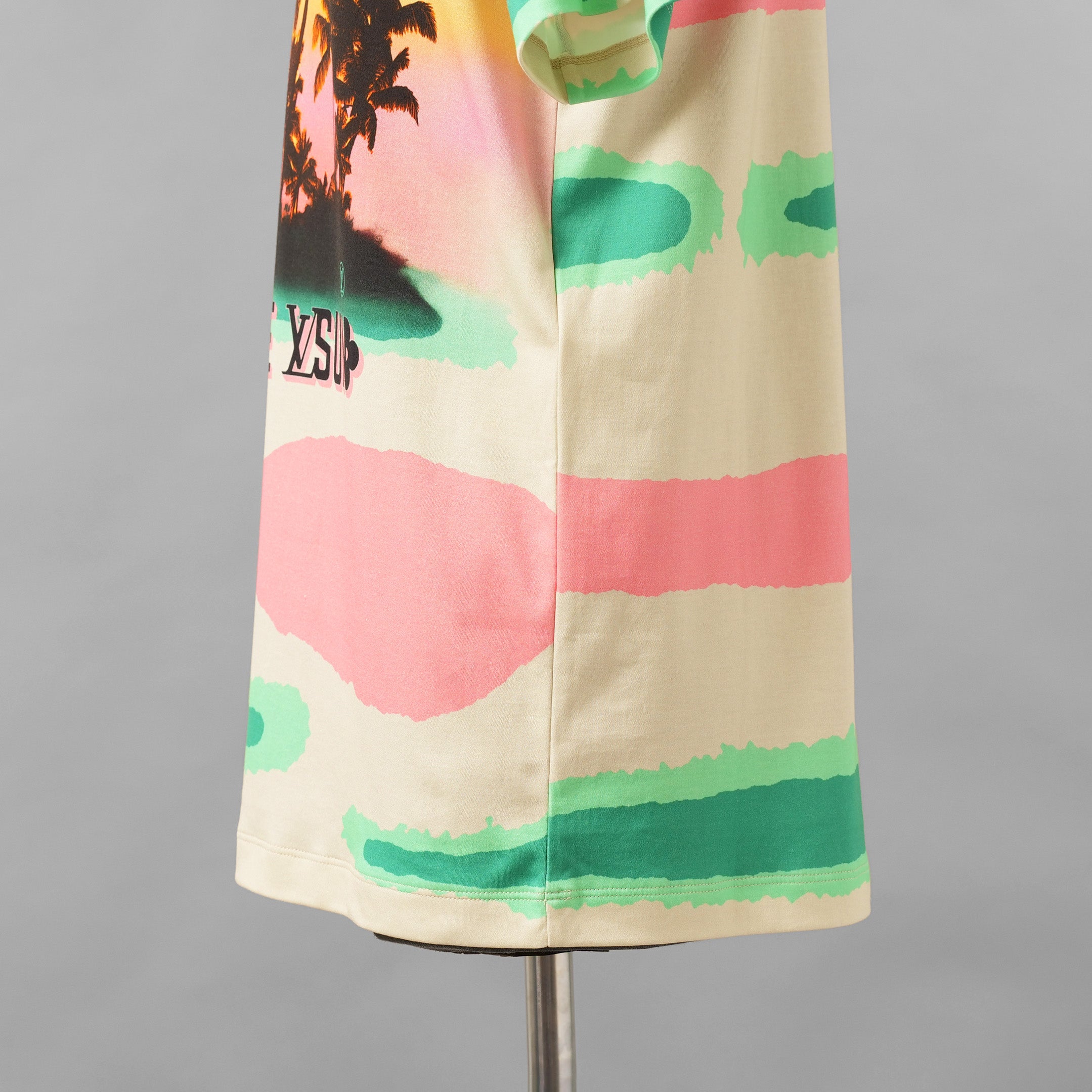 LOUIS VUITTON ルイヴィトン / 美品 22SS エピプリント パームツリー 半袖Tシャツ / RW222J NZ1 FNTS12 / size M (MULTI)