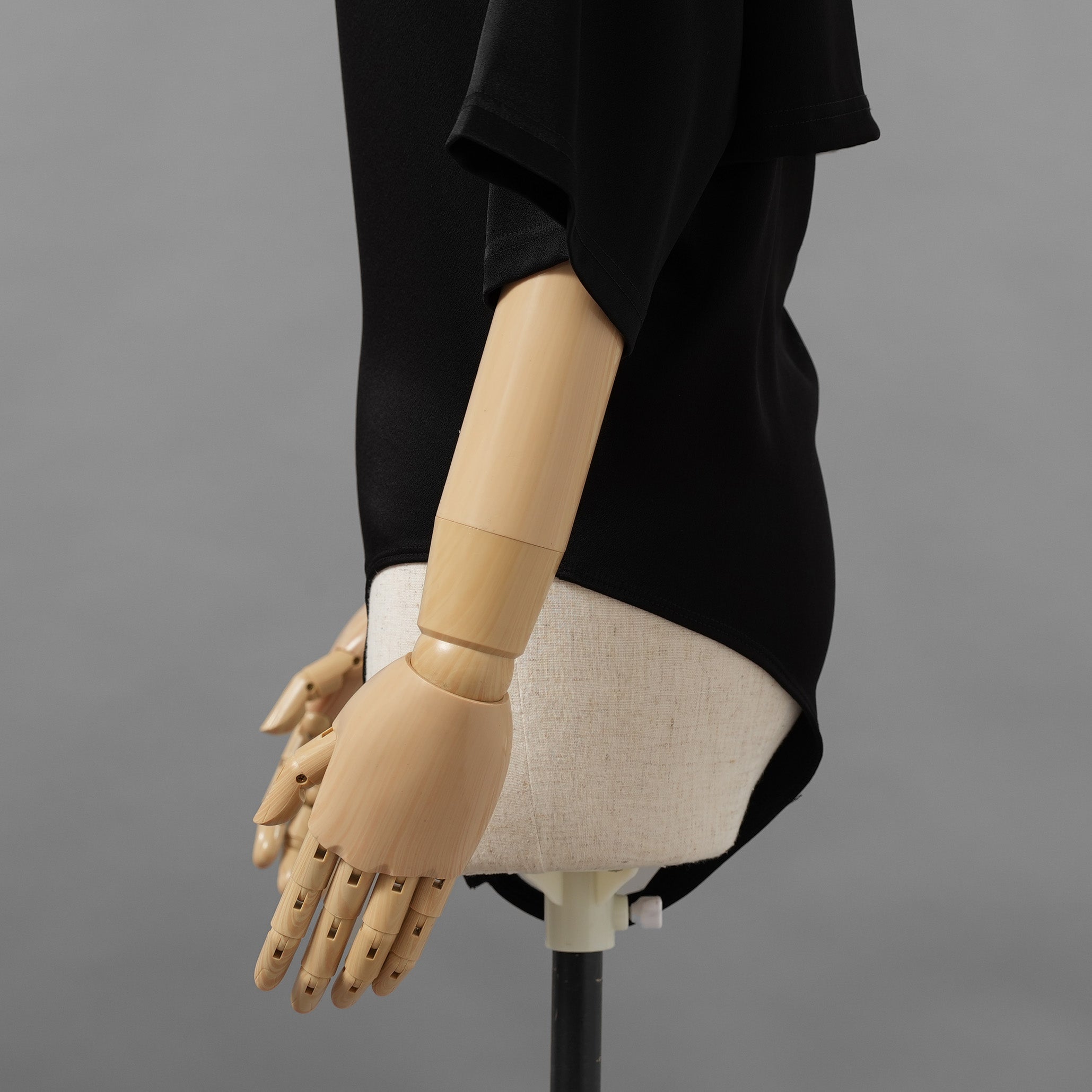 KANAKO SAKAI カナコ サカイ / 美品 24SS SATIN BODYSUIT サテン ボディスーツ 半袖Tシャツ / KS2401035 / size 36 ( BLACK ) レディース