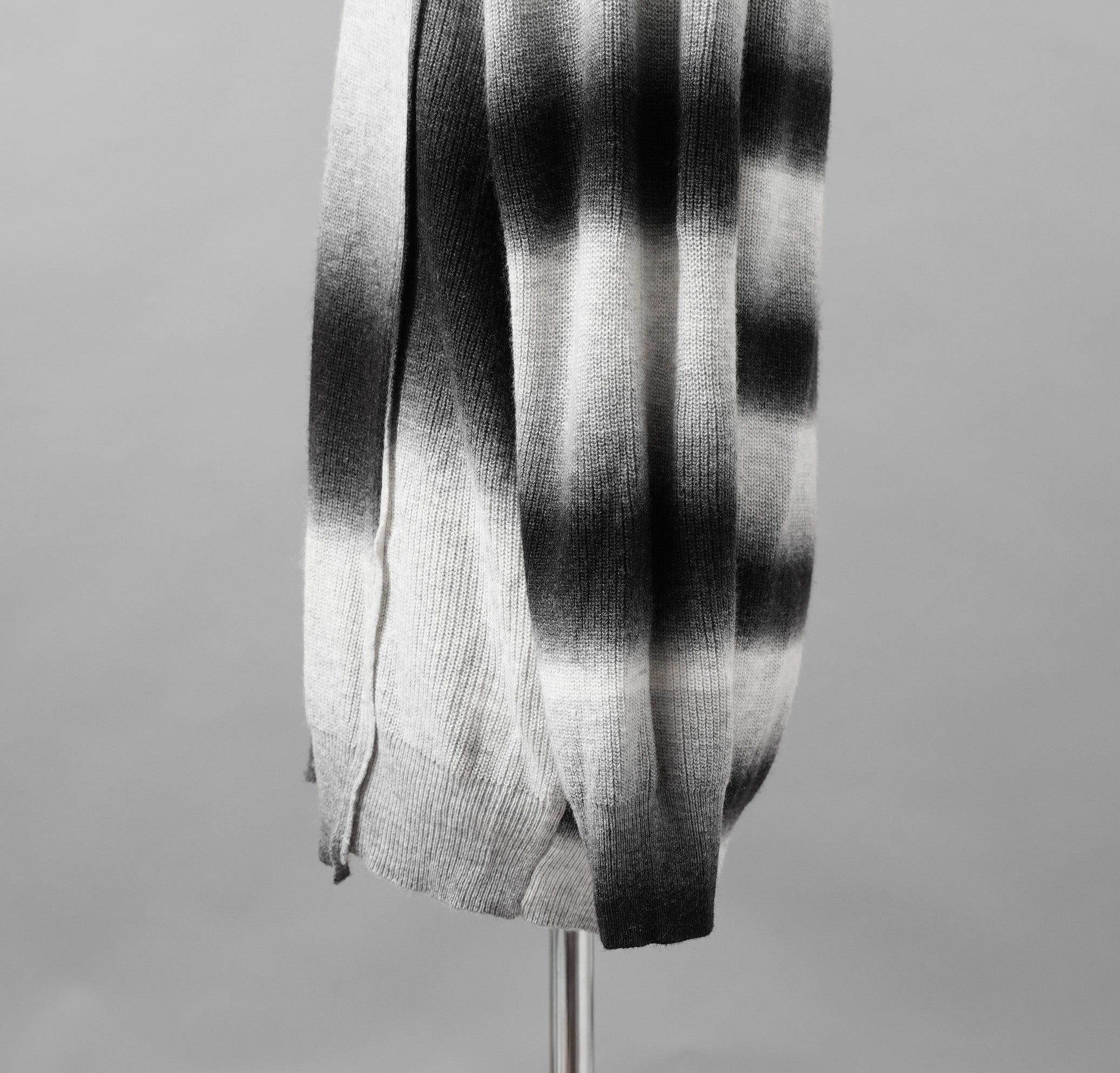 Feng Chen Wang フェンチェンワン / 美品 24SS DECONSTRUCTED GRADIENT KNIT-POLO ニット / FUS17KT03 / size XS (BLACK)