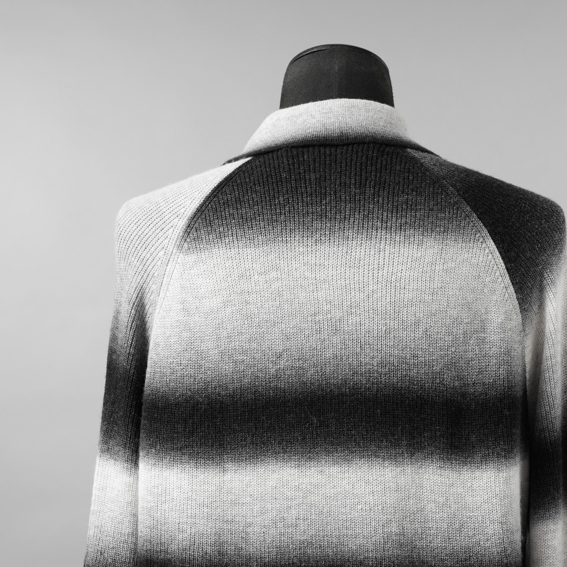 Feng Chen Wang フェンチェンワン / 美品 24SS DECONSTRUCTED GRADIENT KNIT-POLO ニット / FUS17KT03 / size XS (BLACK)