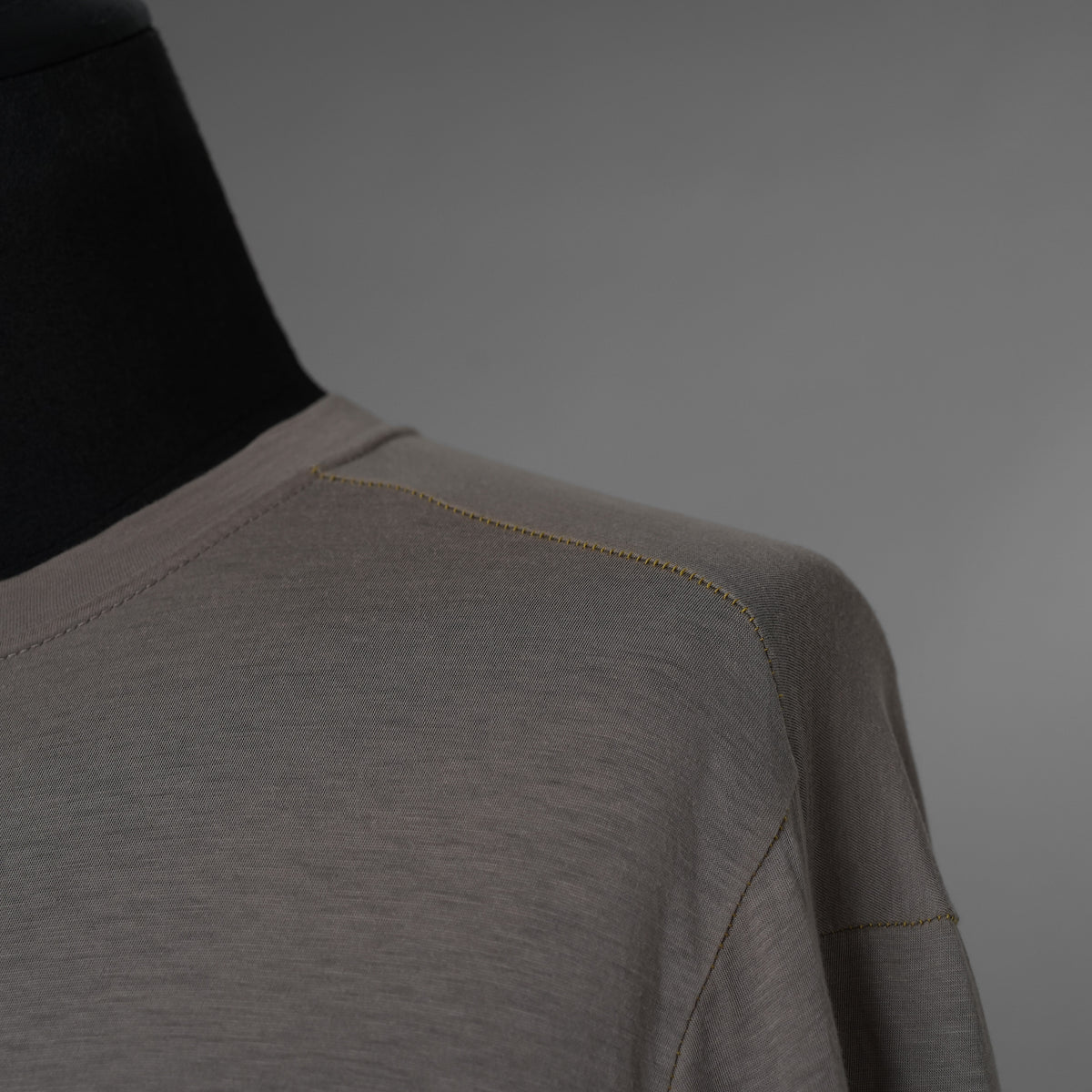 The Viridi-anne ザ ヴィリディアン / 美品 20SS 綿 シルク レギュラー 半袖Tシャツ / VI-3072-01 / size 2 (GRAY) 123057-alm