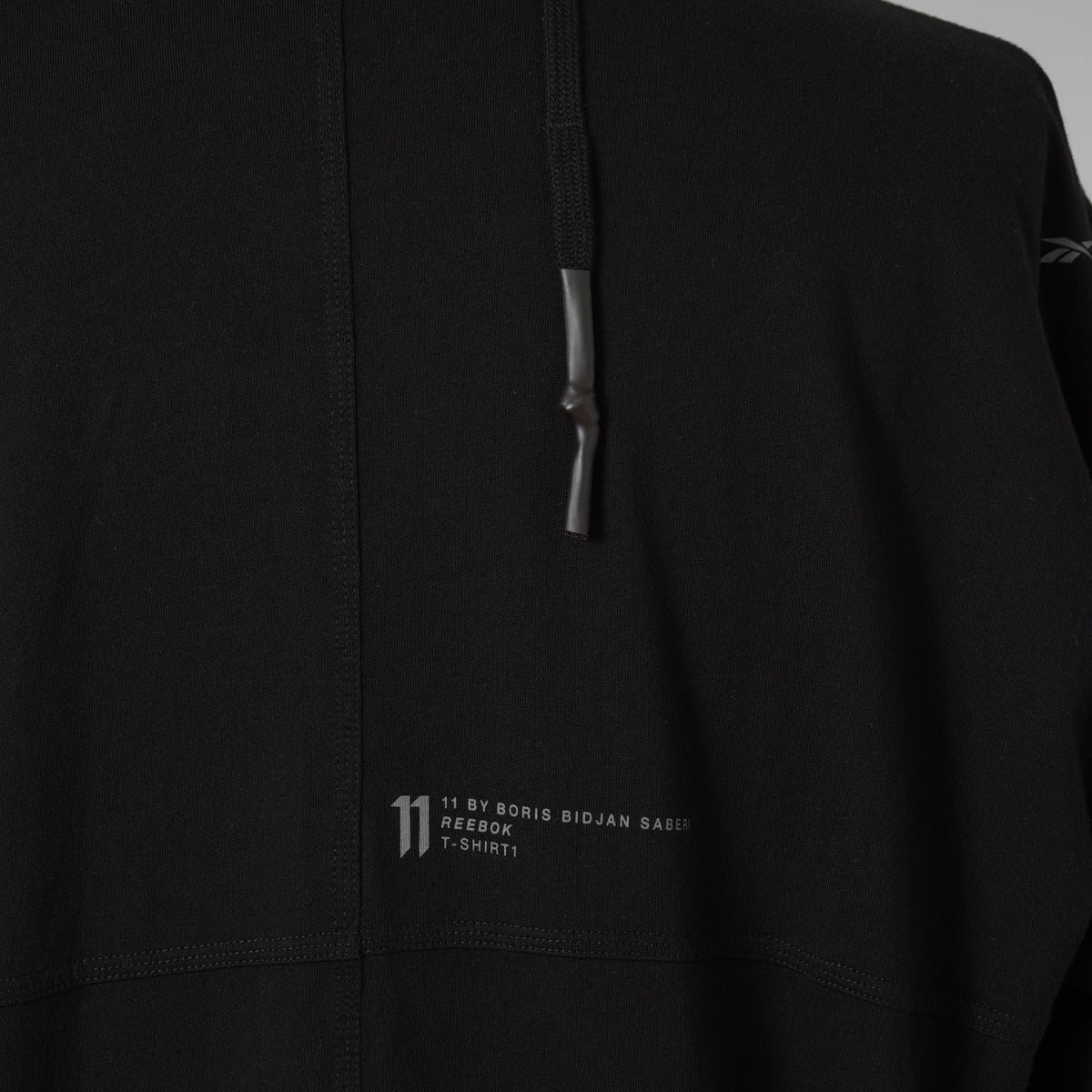 11 BY BORIS BIDJAN SABERI x Reebok LTD コラボ / 美品 25SS CONSTRUCTED TEE 半袖Tシャツ / RMAA016C99JER001 / size L (BLACK) 352158-in-ue