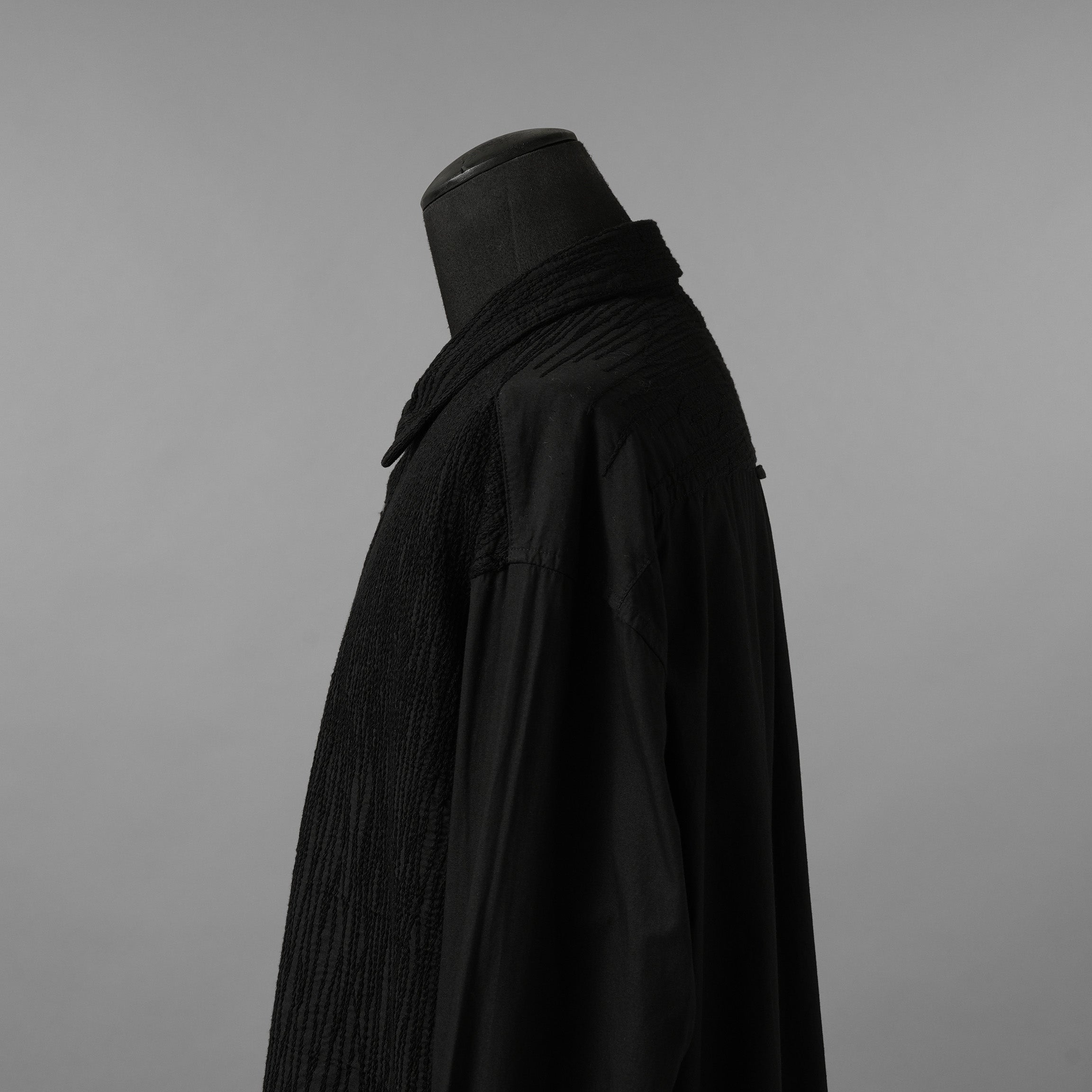 The Viridi-anne ザ ヴィリディアン / 25SS エンブロイダリーシャツ 長袖シャツ / VI-3851-02 / size 2 (BLACK)