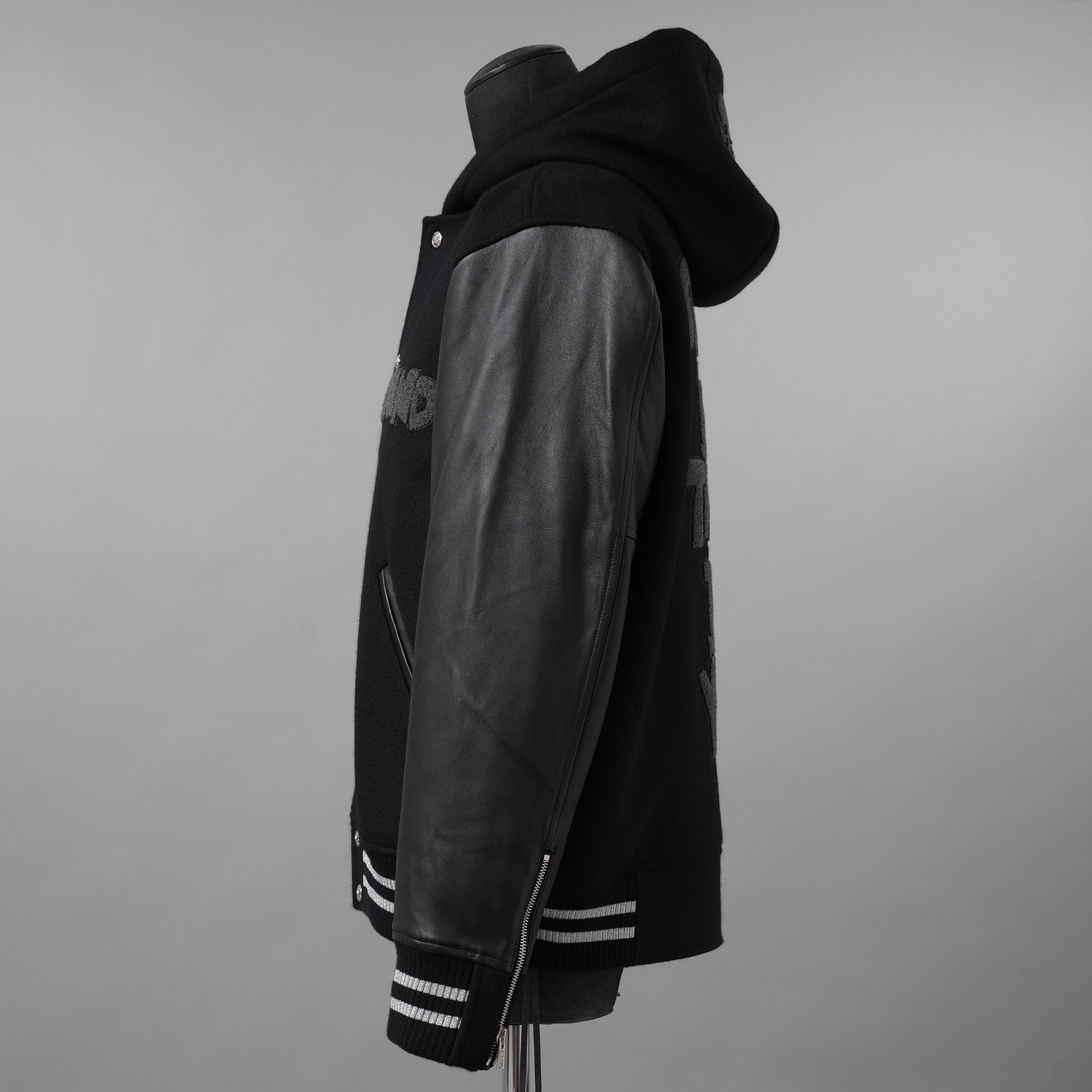 mastermind JAPAN マスターマインドジャパン ジャケット / 美品 22AW BE STRONG カシミアファー / フード付きスタジアムジャンパー / ジャケット / MW21S07-BL007-101 / size S (BLACK)
