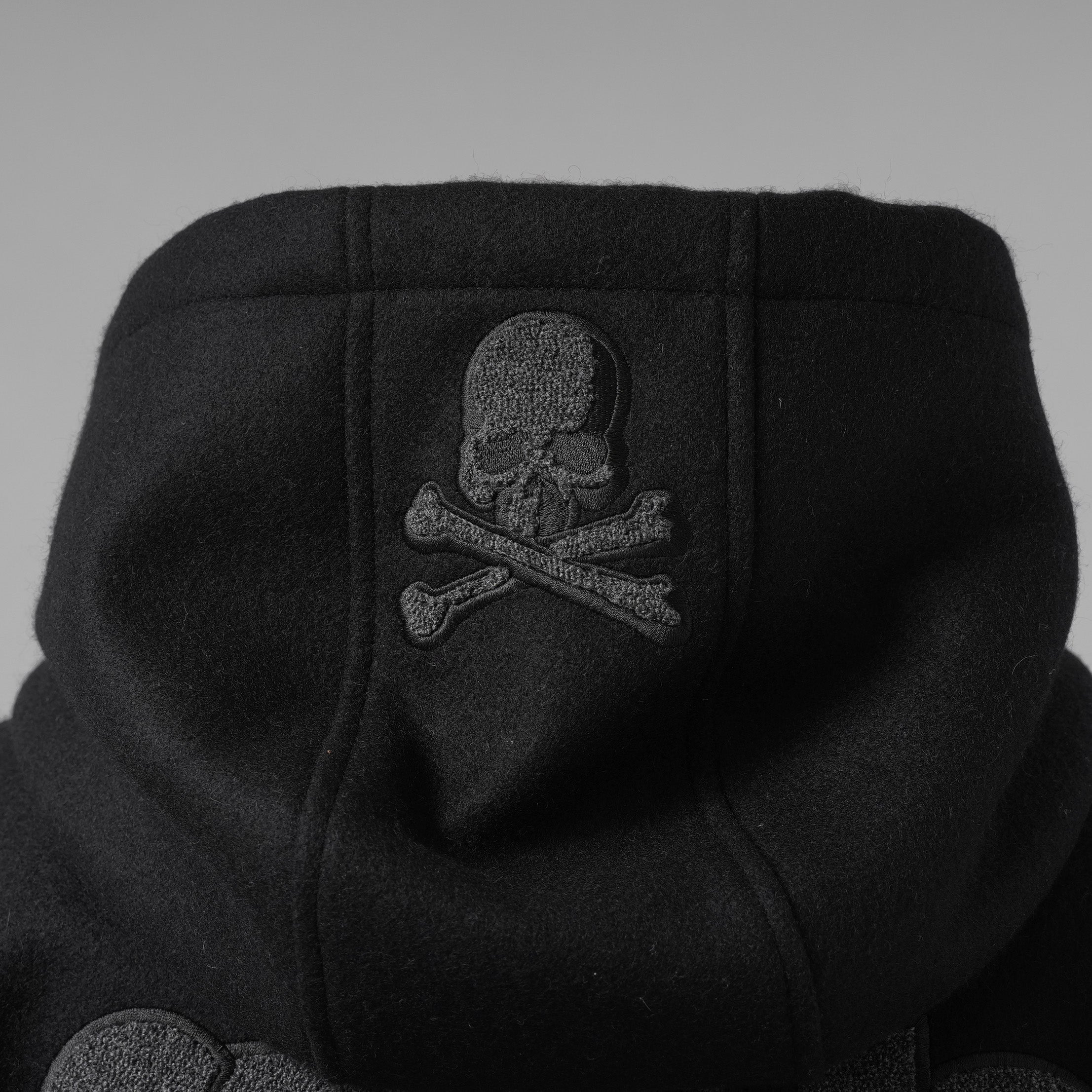 mastermind JAPAN マスターマインドジャパン ジャケット / 美品 22AW BE STRONG カシミアファー / フード付きスタジアムジャンパー / ジャケット / MW21S07-BL007-101 / size S (BLACK)