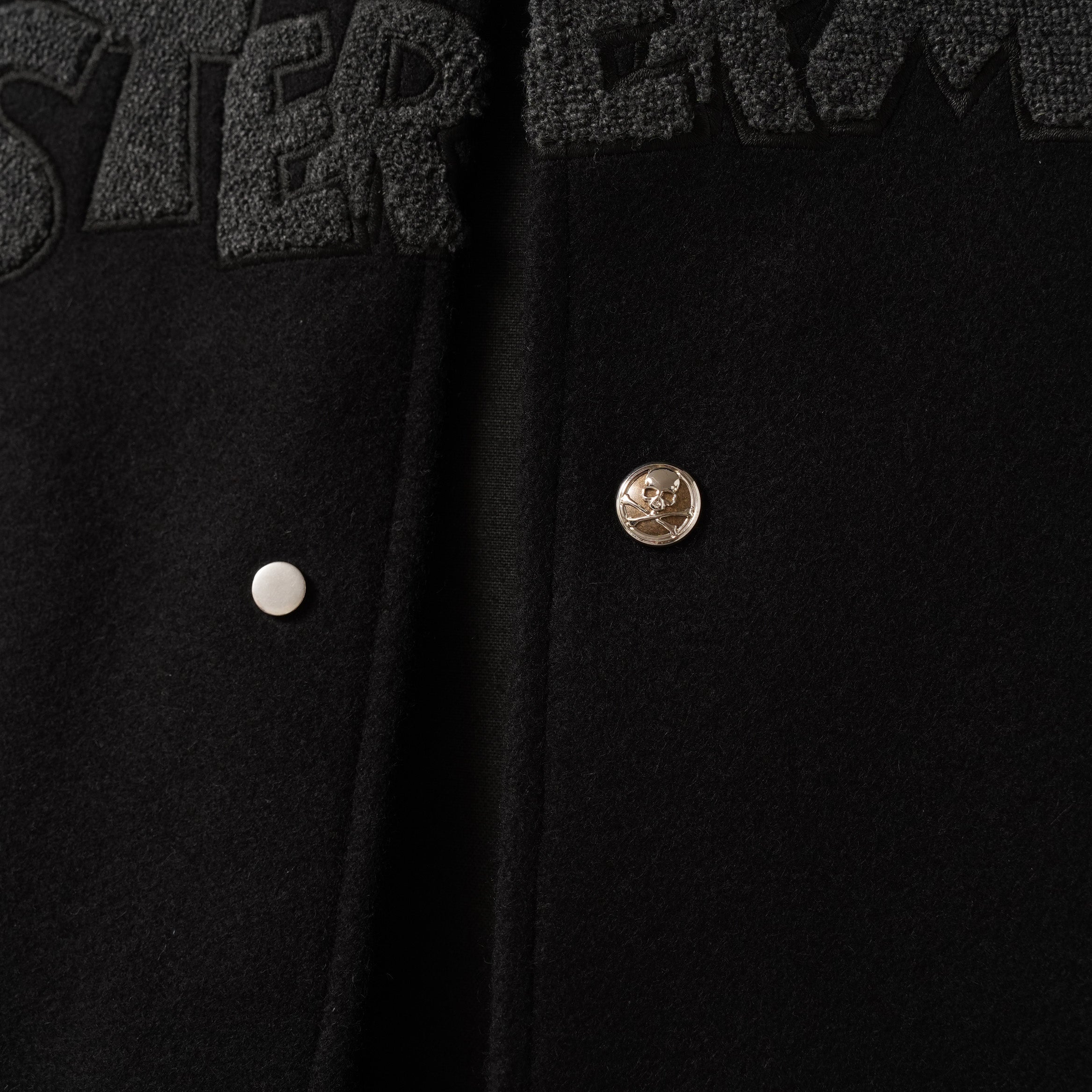 mastermind JAPAN マスターマインドジャパン ジャケット / 美品 22AW BE STRONG カシミアファー / フード付きスタジアムジャンパー / ジャケット / MW21S07-BL007-101 / size S (BLACK)