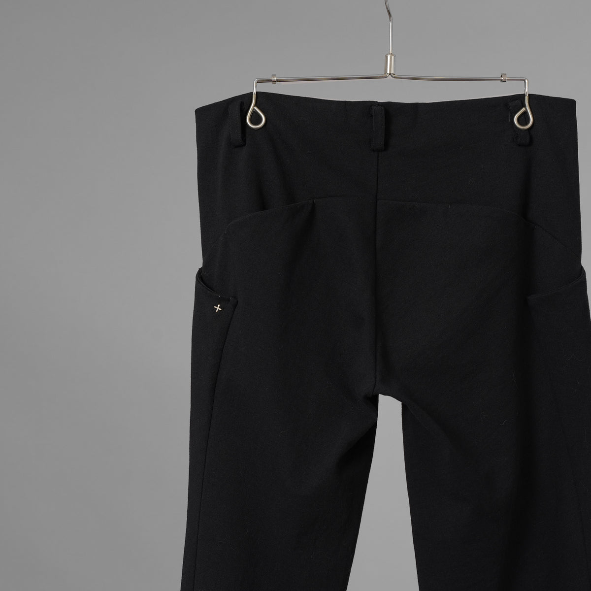 m.a+ エムエークロス / 美品 26SS 6 pocket tight pants パンツ/ 26S-P1330 MJP1 / size 46 (BLACK) 352164-uen