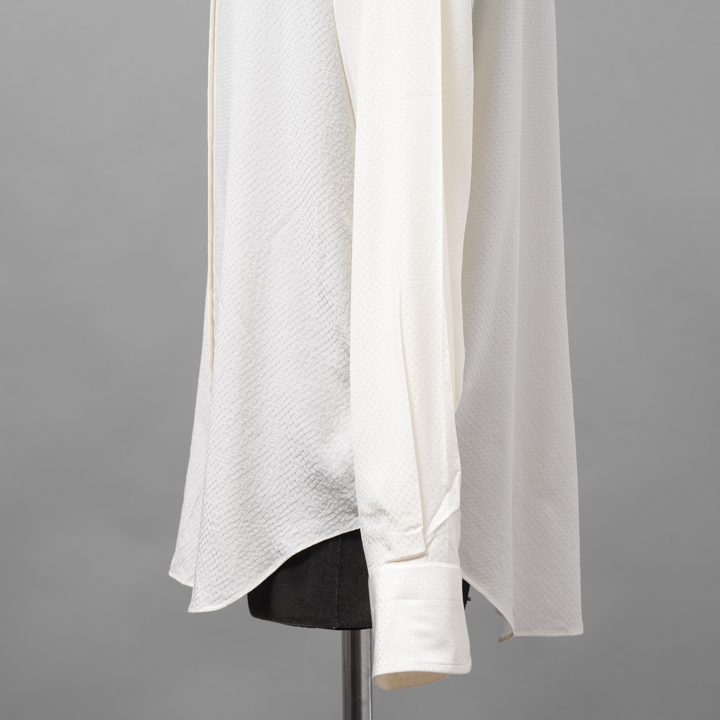 TOM FORD トム フォード / White Dotted Dress Shirt 長袖シャツ / 4FT390 / size 40 (IVORY)