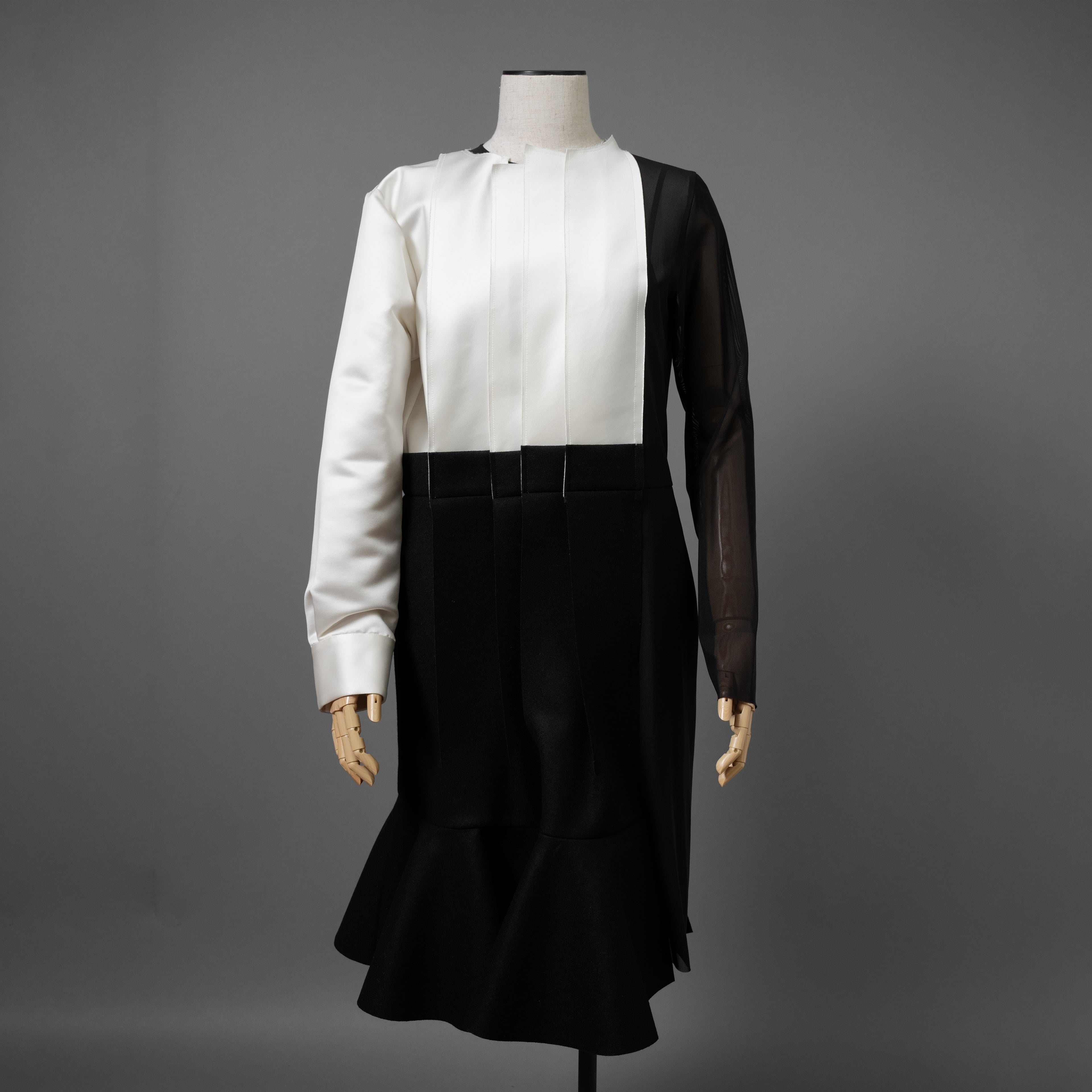 sacai サカイ / 23AW 美品 ウール×ポリエステル ワンピース / 23-06951 / size 1 (BLACK×WHITE）レディース