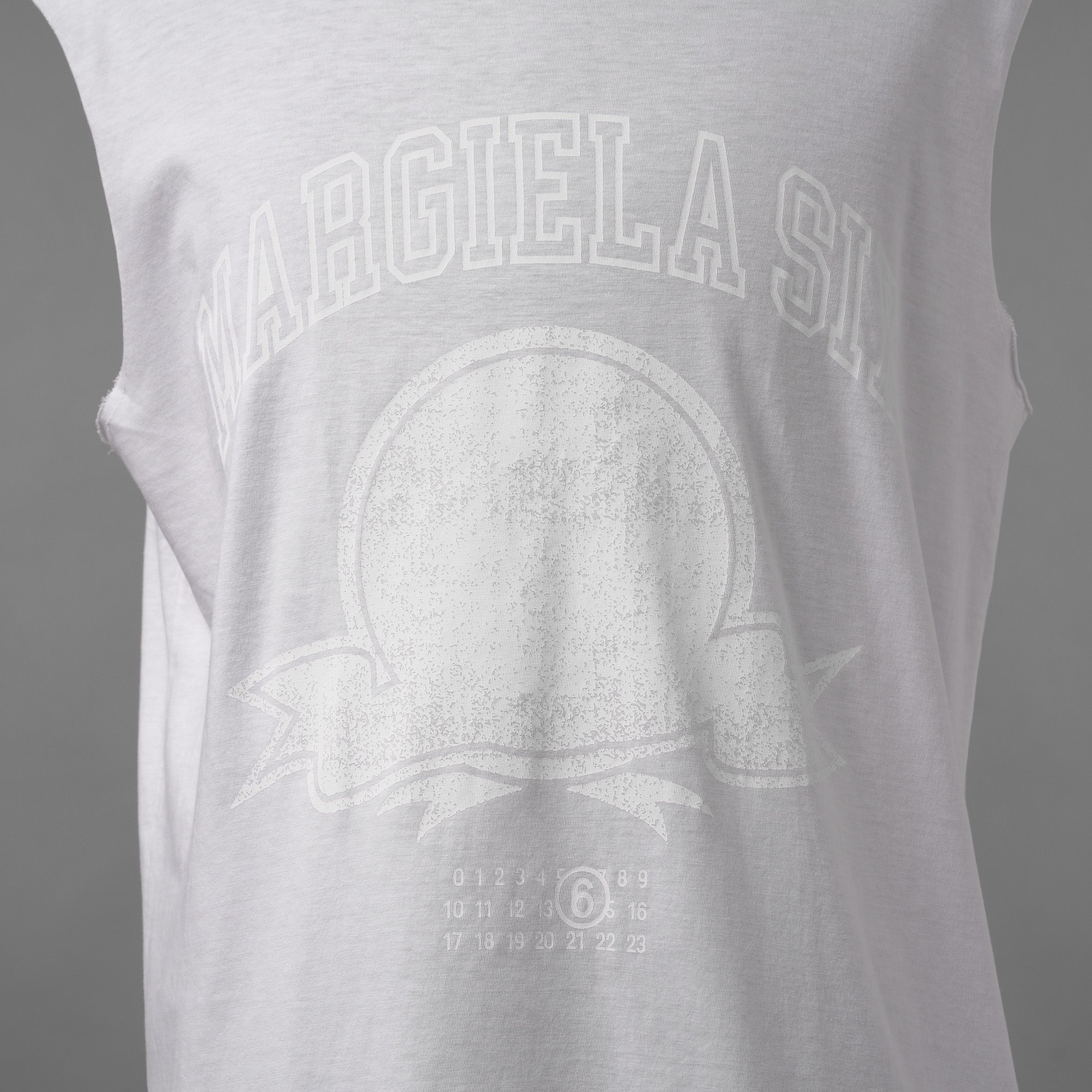MM6 Maison Margiela エムエムシックス メゾンマルジェラ / 美品 21SS MARGIELA SIX プリント ノースリーブ フーディー パーカー / SH2NL0009 M20115 / size S (WHITE)
