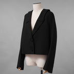 FENDI フェンディ / 川口春奈 着用 / 美品 23AW レイヤードカラー クロップド テーラード ジャケット / FJ7464AXAU / size 38 ( BLACK ) レディース