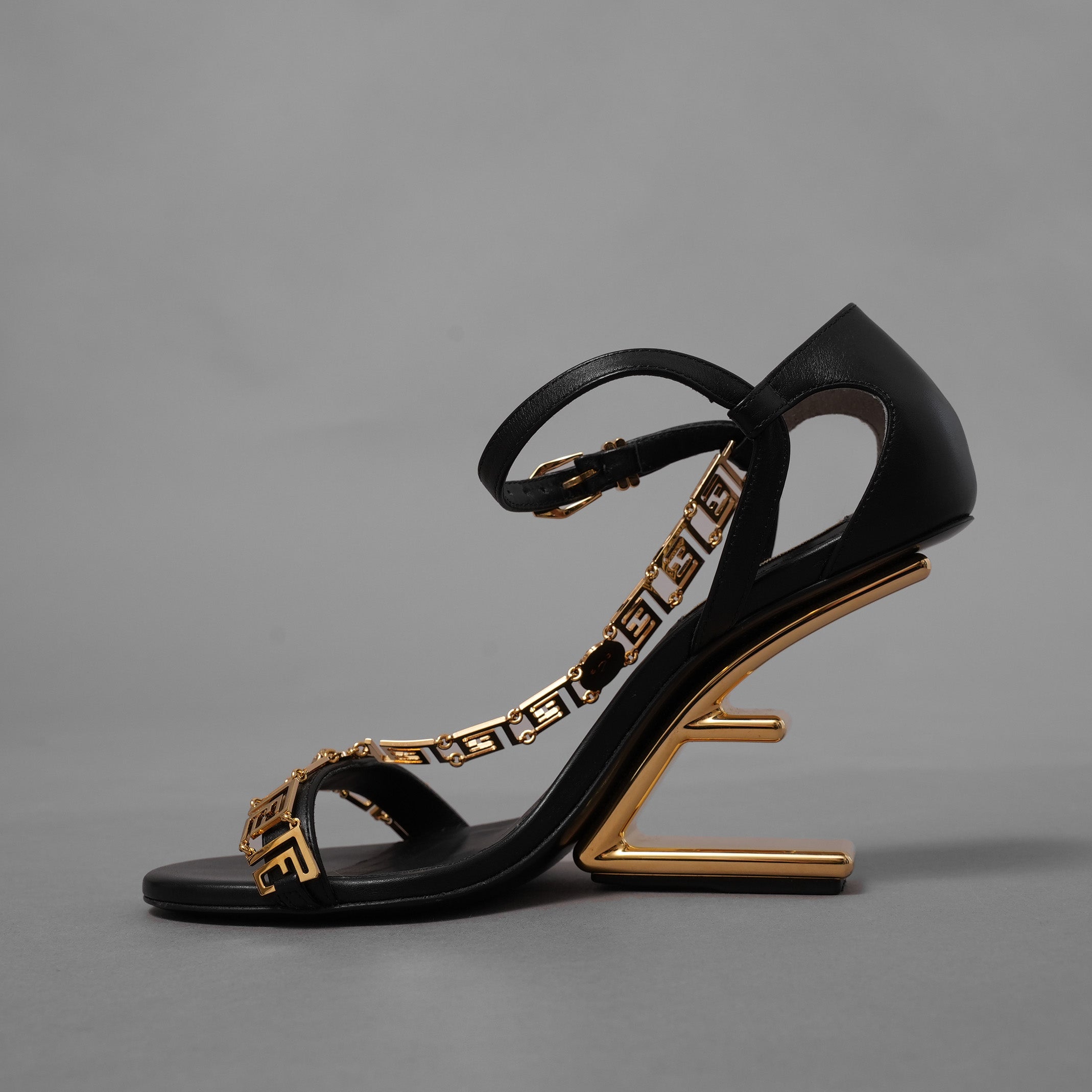 FENDACE フェンダーチェ フェンディ × ヴェルサーチェ コラボ / 22SS First Fendace Medusa レザー ヒールサンダル / size 36 (23cm) BLACK レディース