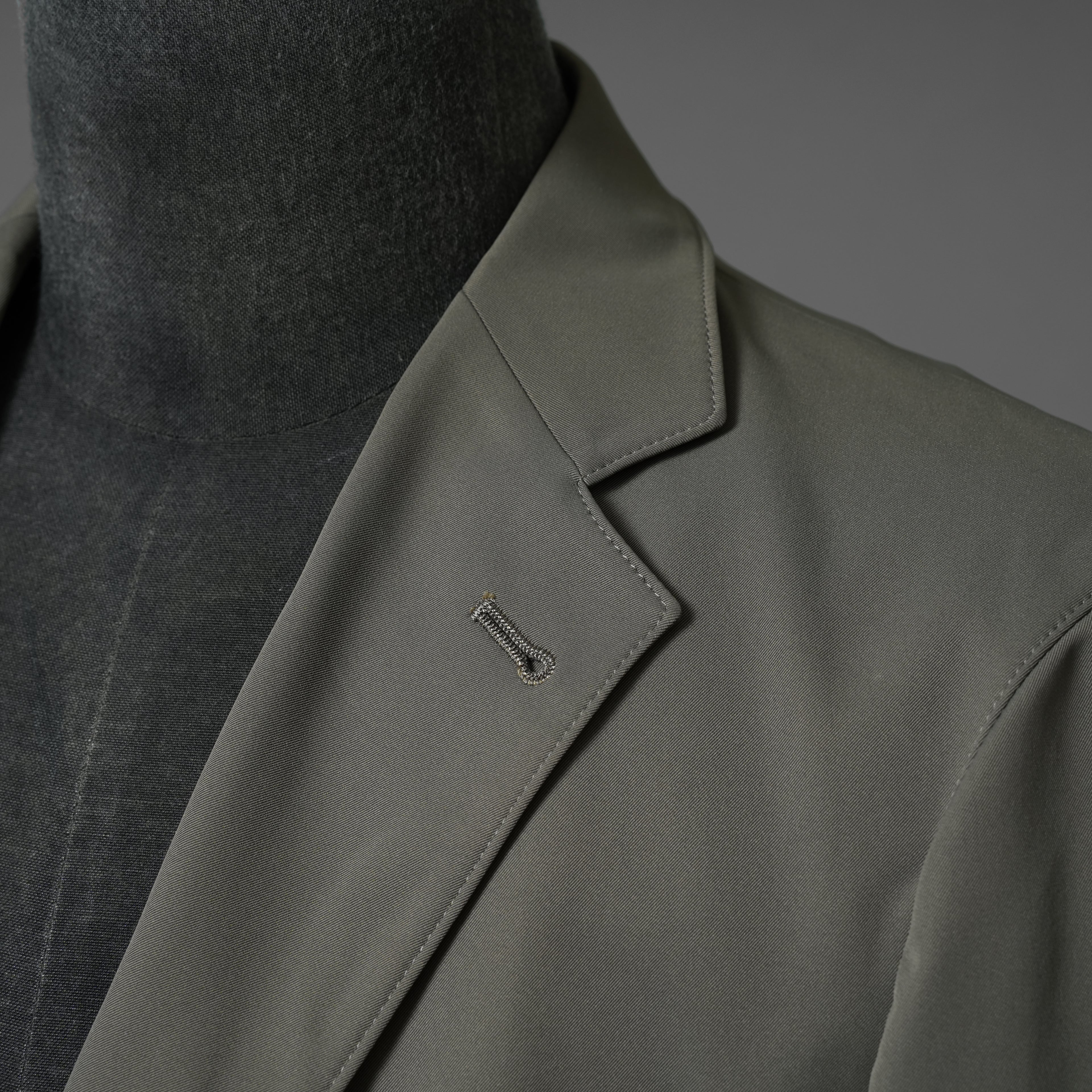 DESCENTE デサント / SOLOTEX DRYストレッチスーツ セットアップ / ジャケット パンツ / size A6(M) カーキグレー