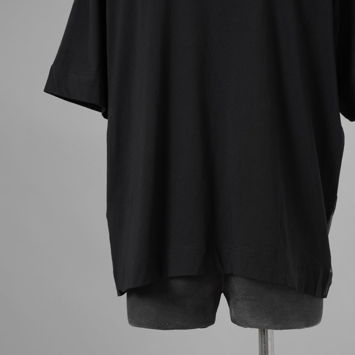 TAAKK ターク / 美品 25AW RUFFLE PRINT T-SHIRTS 半袖Ｔシャツ / TA25AW-JR092 / size 2 (BLACK) 352171-in-ue