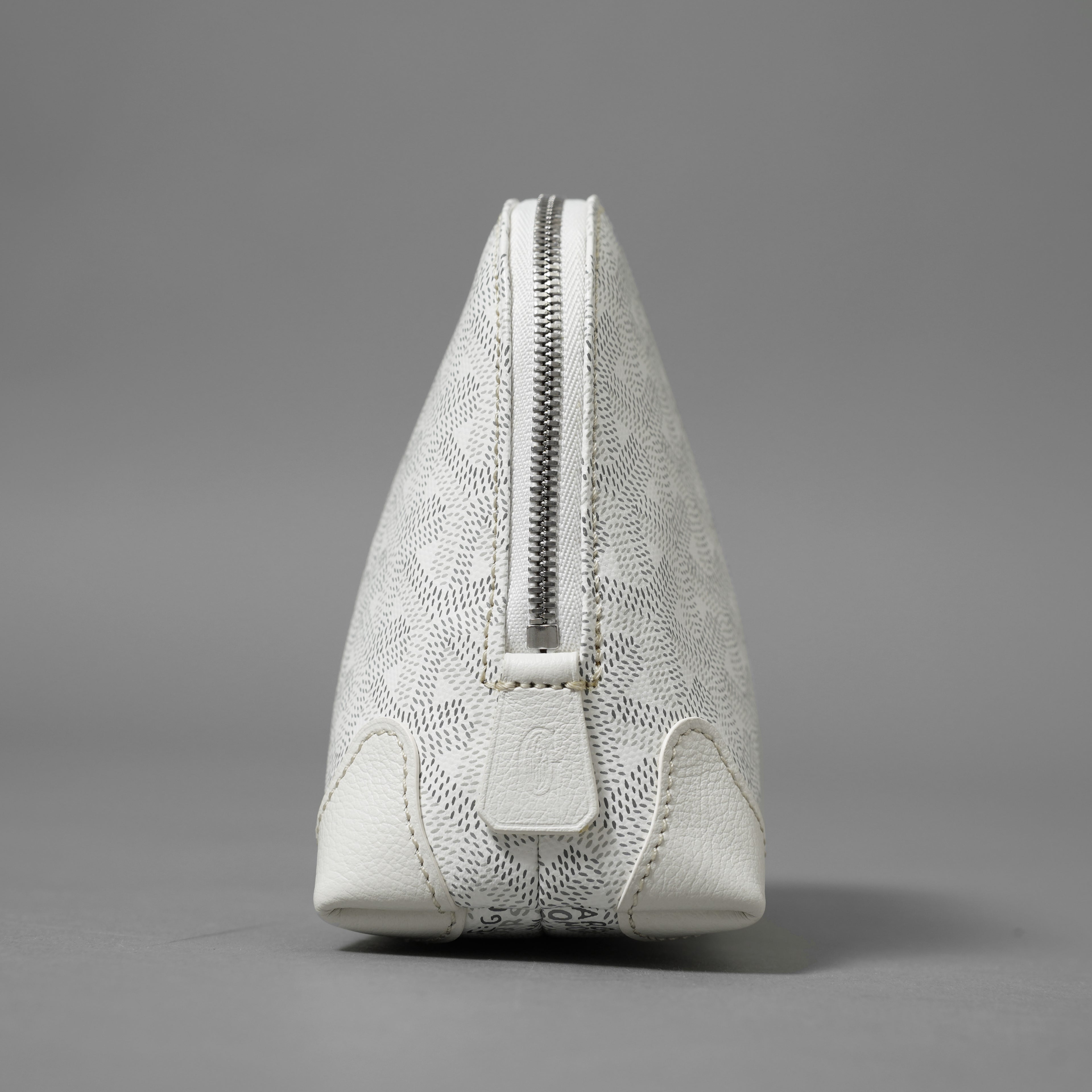 GOYARD ゴヤール / 美品 ヴァンドーム コスメティックポーチ 化粧ポーチ トラベルポーチ ポシェット / WHITE アクセサリー