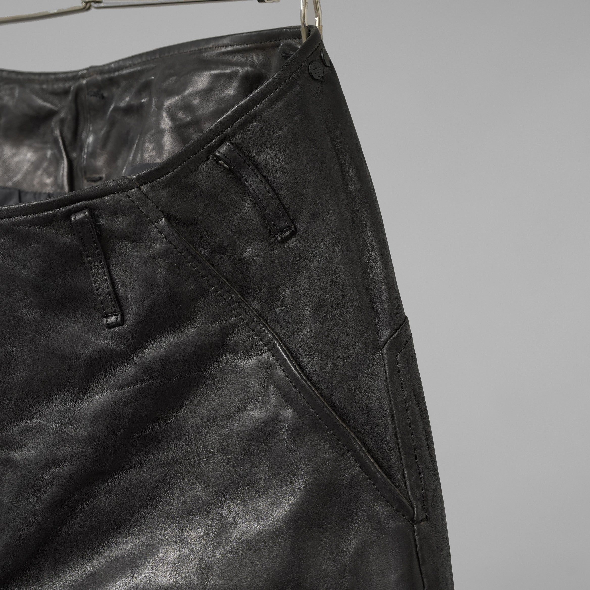 未使用 incarnation インカネーション /  23AW HORSE LEATHER PANTS オーバーロック ホースレザーパンツ ボトムス / size S (BLACK）