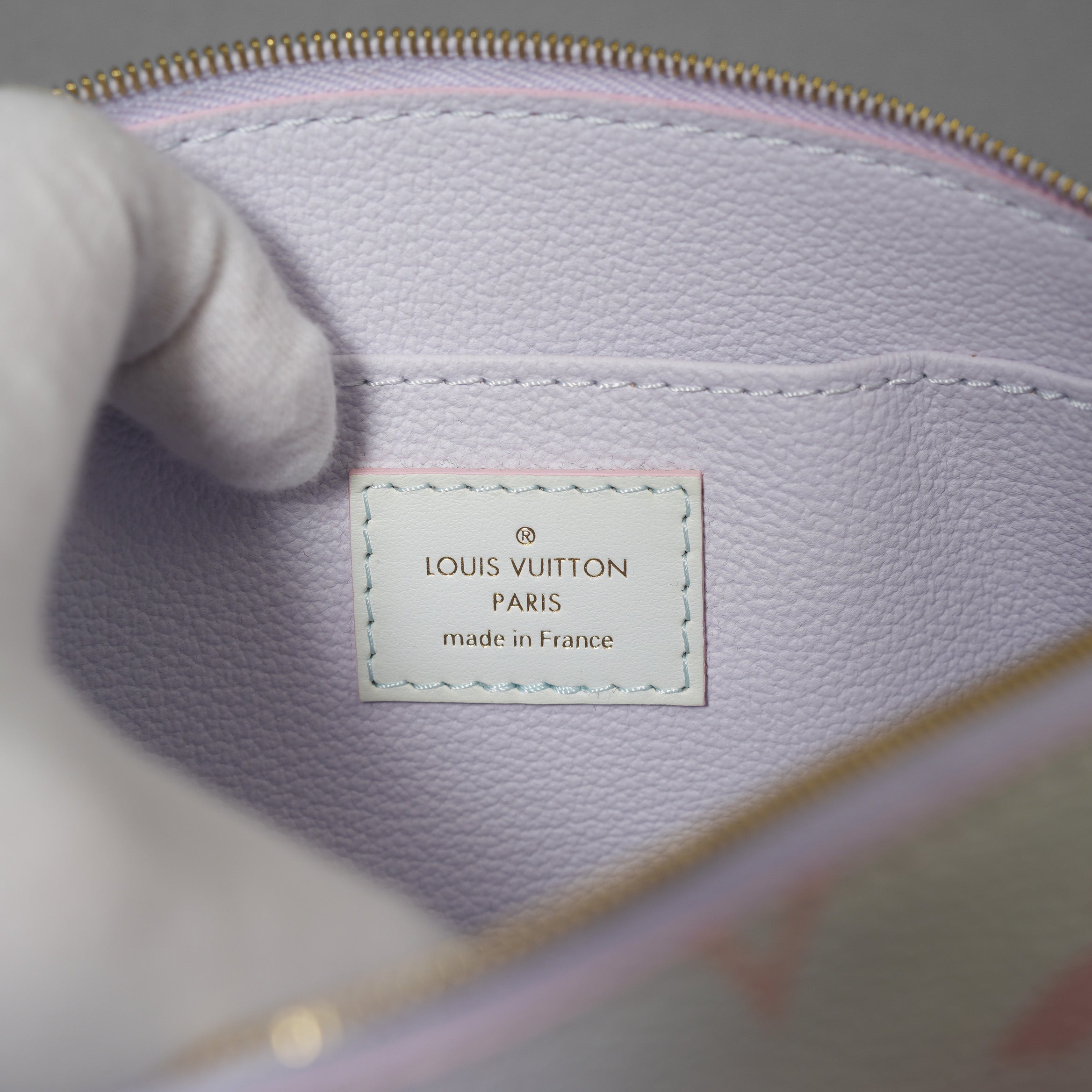 Louis Vuitton ルイヴィトン / 美品 22SS サンライズ パステル / モノグラム・キャンバス / M59944 / ポシェット コスメティック ポシェット 化粧ポーチ / グラデーションカラー