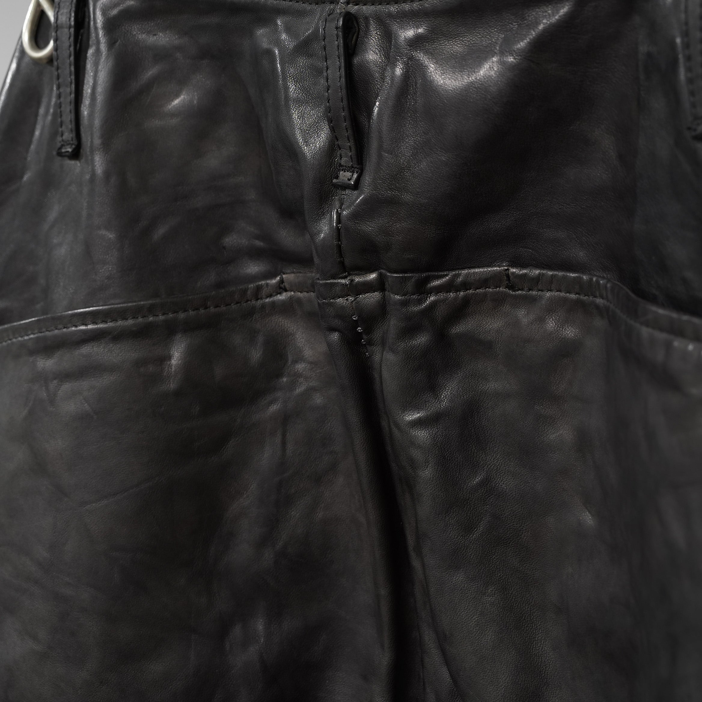 未使用 incarnation インカネーション /  23AW HORSE LEATHER PANTS オーバーロック ホースレザーパンツ ボトムス / size S (BLACK）