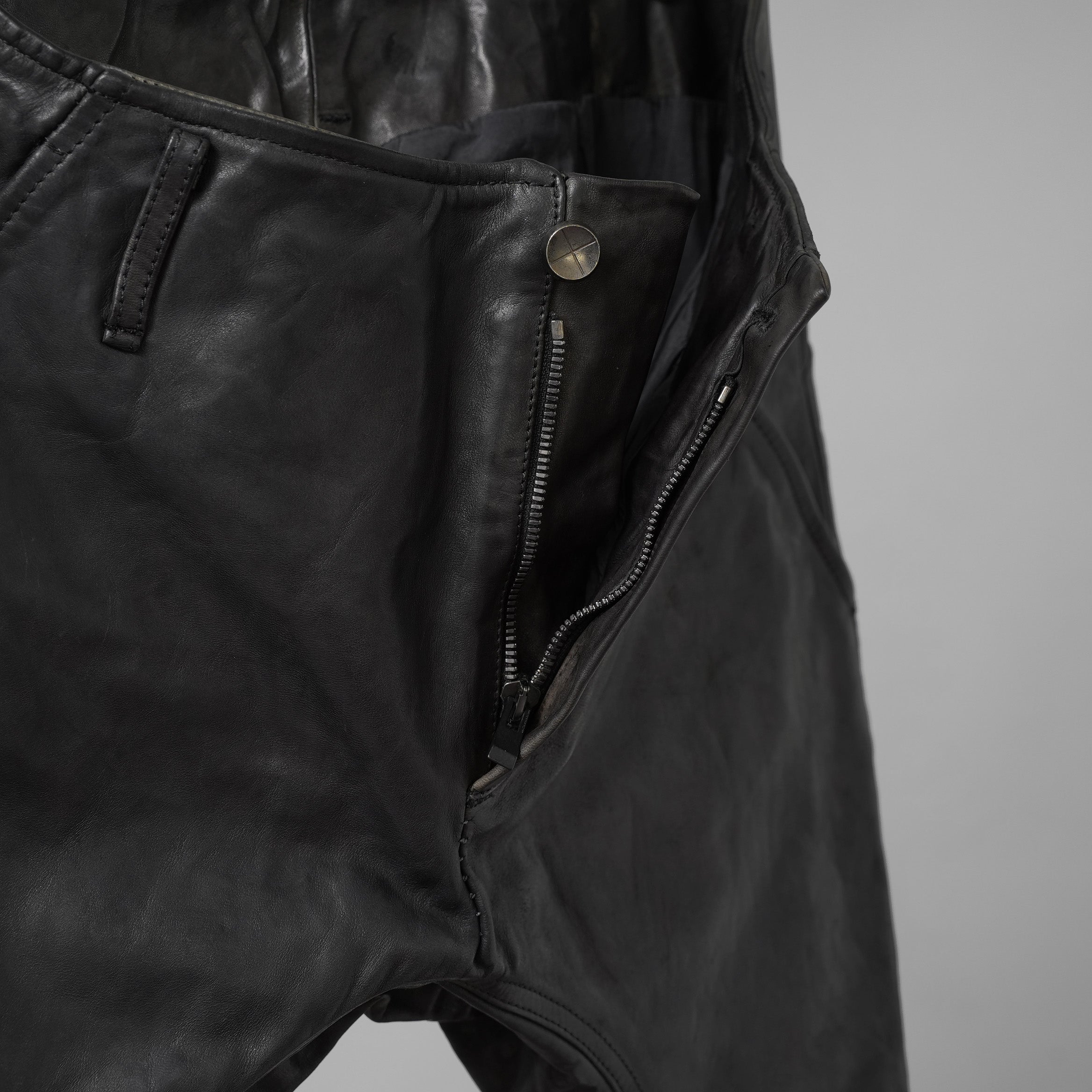 未使用 incarnation インカネーション /  23AW HORSE LEATHER PANTS オーバーロック ホースレザーパンツ ボトムス / size S (BLACK）