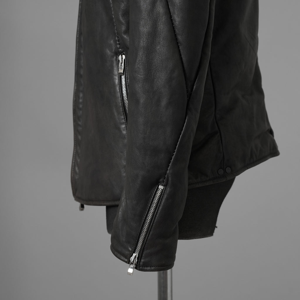 希少 incarnation インカネーション / 20AW 美品 Sheep Object Dyed / Hi Neck "LINED" Spiral Arm Leather Moto Down Jacket  シープレザー オーバーロック ダウン ジャケット / size S (BLACK) 123071-alm