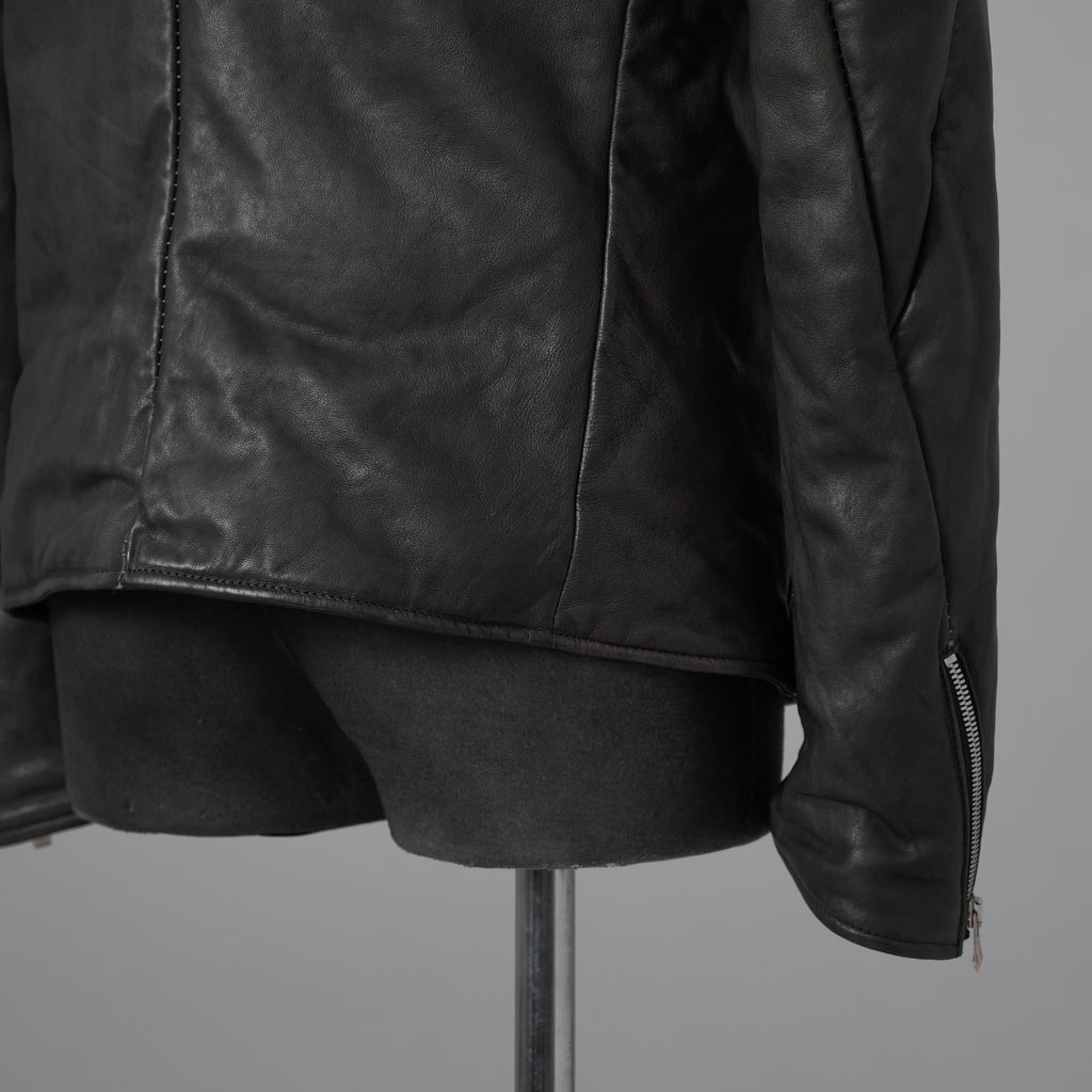 希少 incarnation インカネーション / 20AW 美品 Sheep Object Dyed / Hi Neck "LINED" Spiral Arm Leather Moto Down Jacket  シープレザー オーバーロック ダウン ジャケット / size S (BLACK) 123071-alm