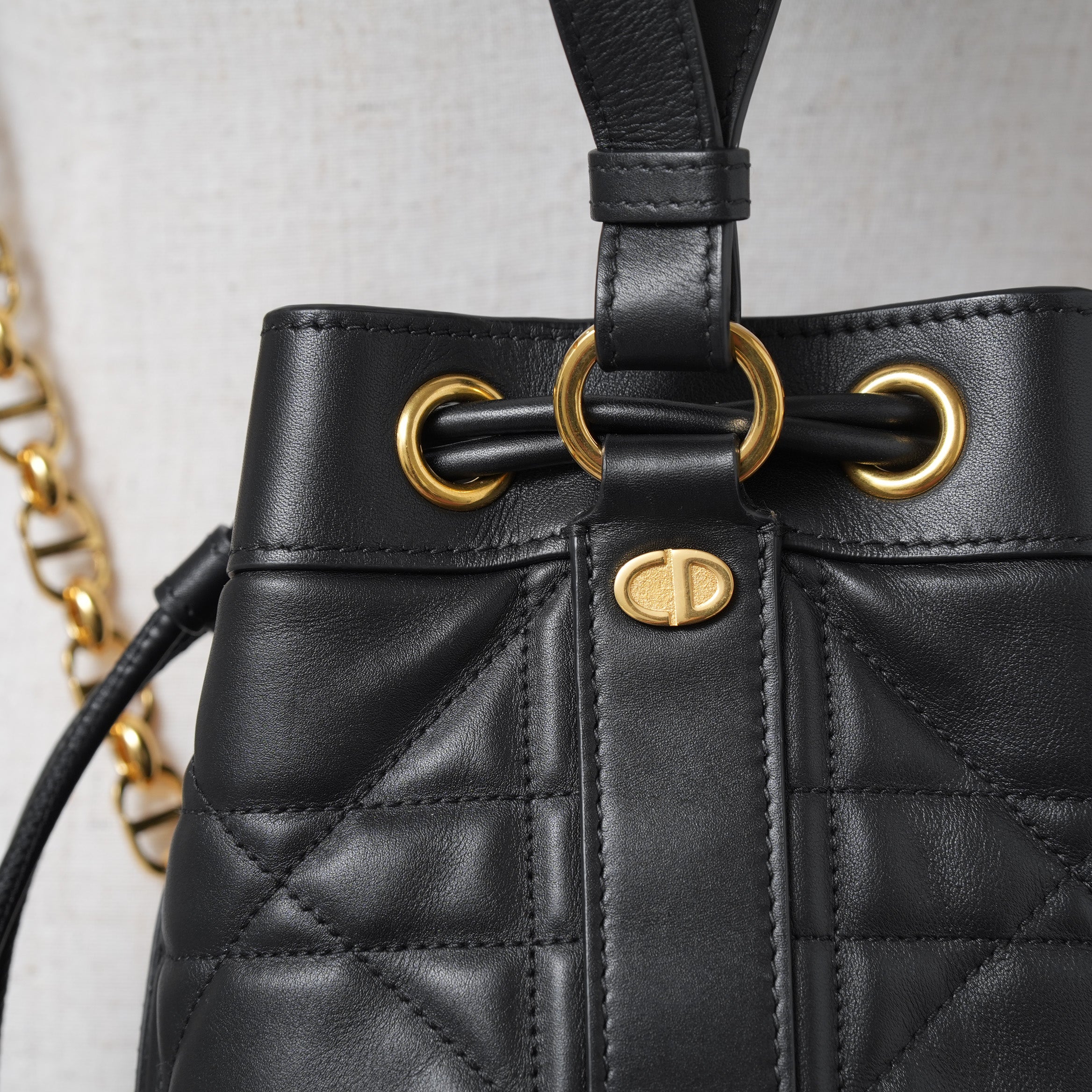 Christian Dior クリスチャンディオール / 美品 24SS バックパック スモール マキシカナージュ カーフスキン バッグ / 01-RU-0214 /  BLACK