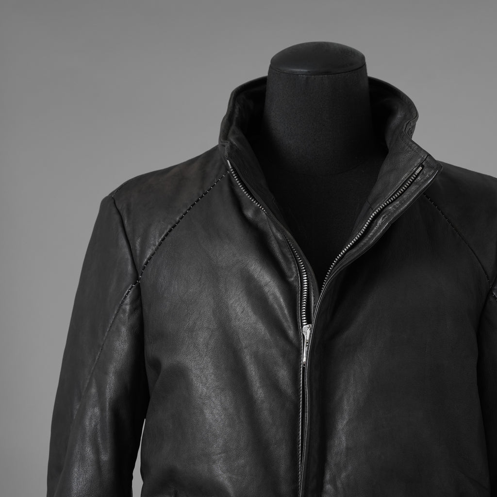 希少 incarnation インカネーション / 20AW 美品 Sheep Object Dyed / Hi Neck "LINED" Spiral Arm Leather Moto Down Jacket  シープレザー オーバーロック ダウン ジャケット / size S (BLACK) 123071-alm