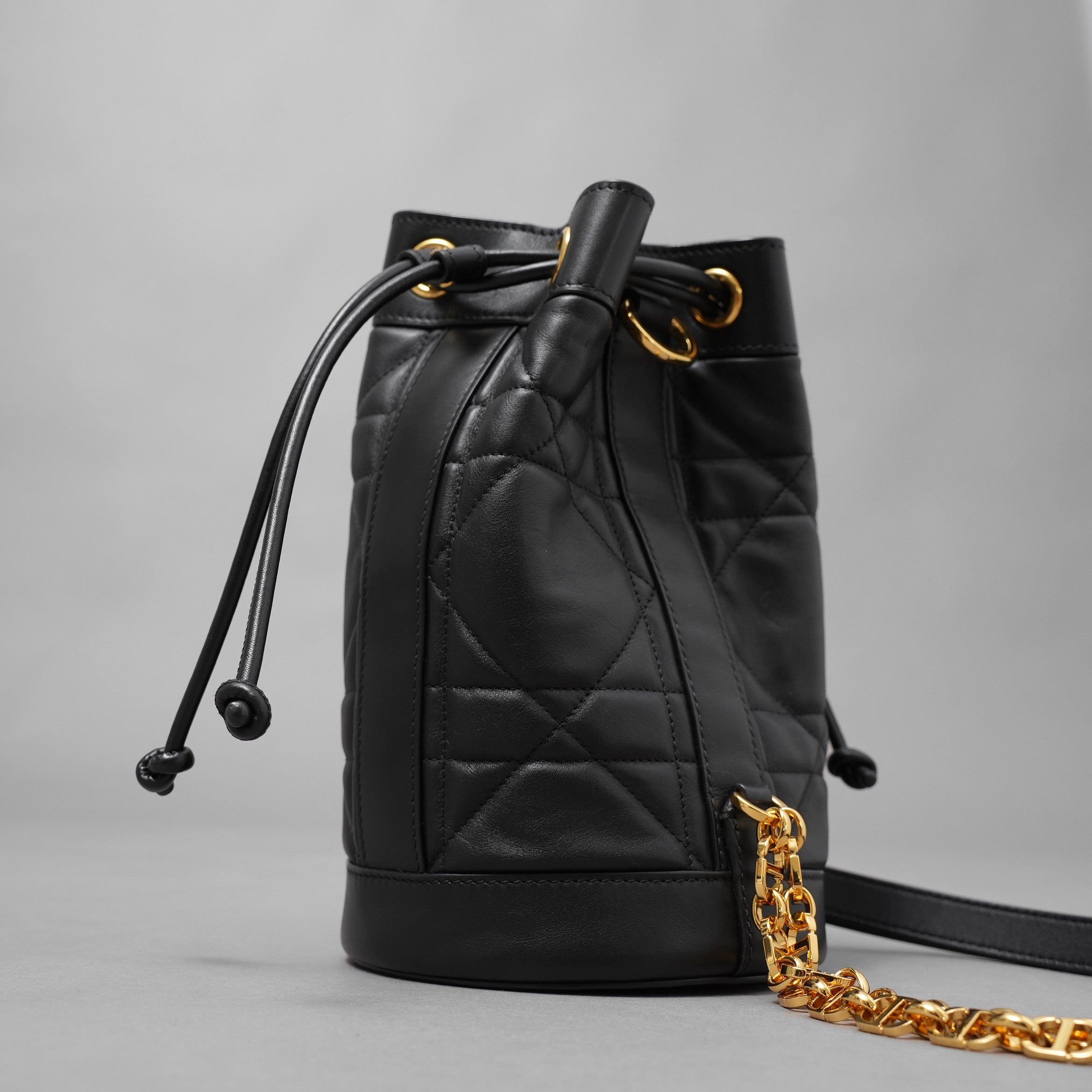 Christian Dior クリスチャンディオール / 美品 24SS バックパック スモール マキシカナージュ カーフスキン バッグ / 01-RU-0214 /  BLACK