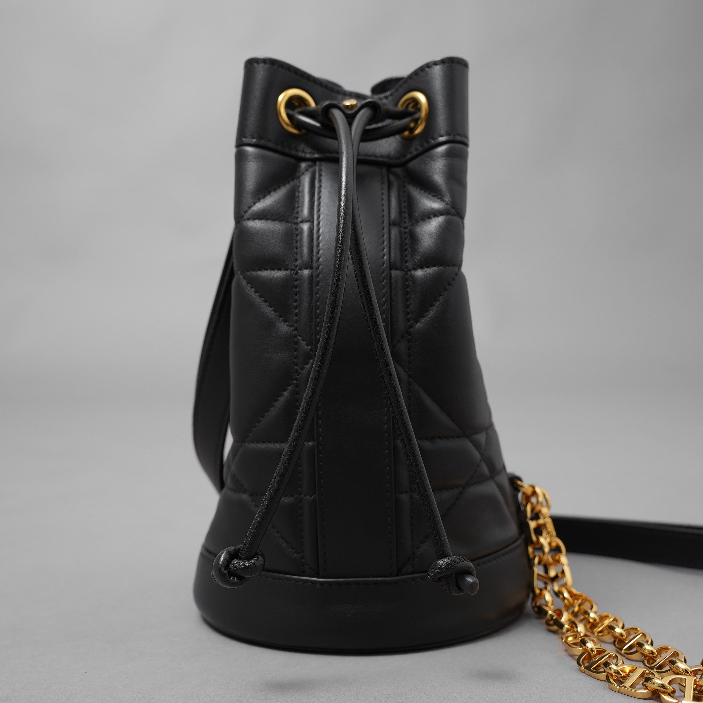 Christian Dior クリスチャンディオール / 美品 24SS バックパック スモール マキシカナージュ カーフスキン バッグ / 01-RU-0214 /  BLACK
