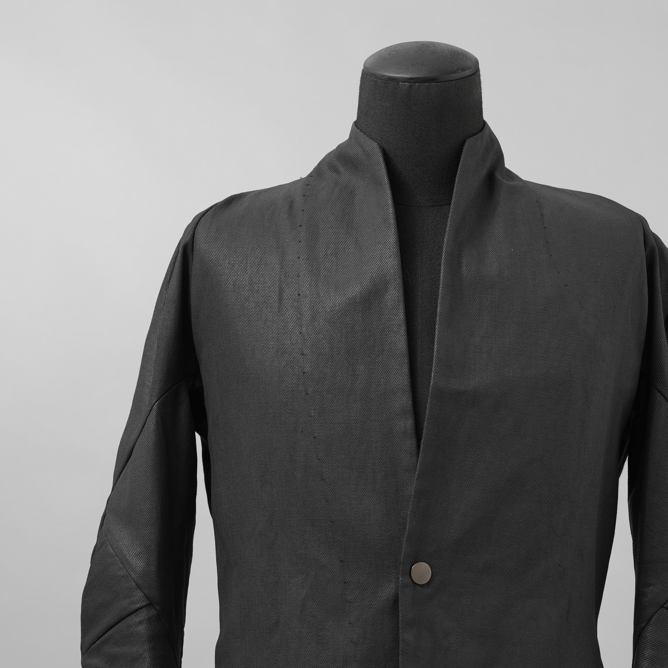 希少 LEON EMANUEL BLANCK レオン エマニュエル ブランク / 美品 FORCED SHORT BLAZER コーティング デニム ジャケット / size 46 (BLACK)