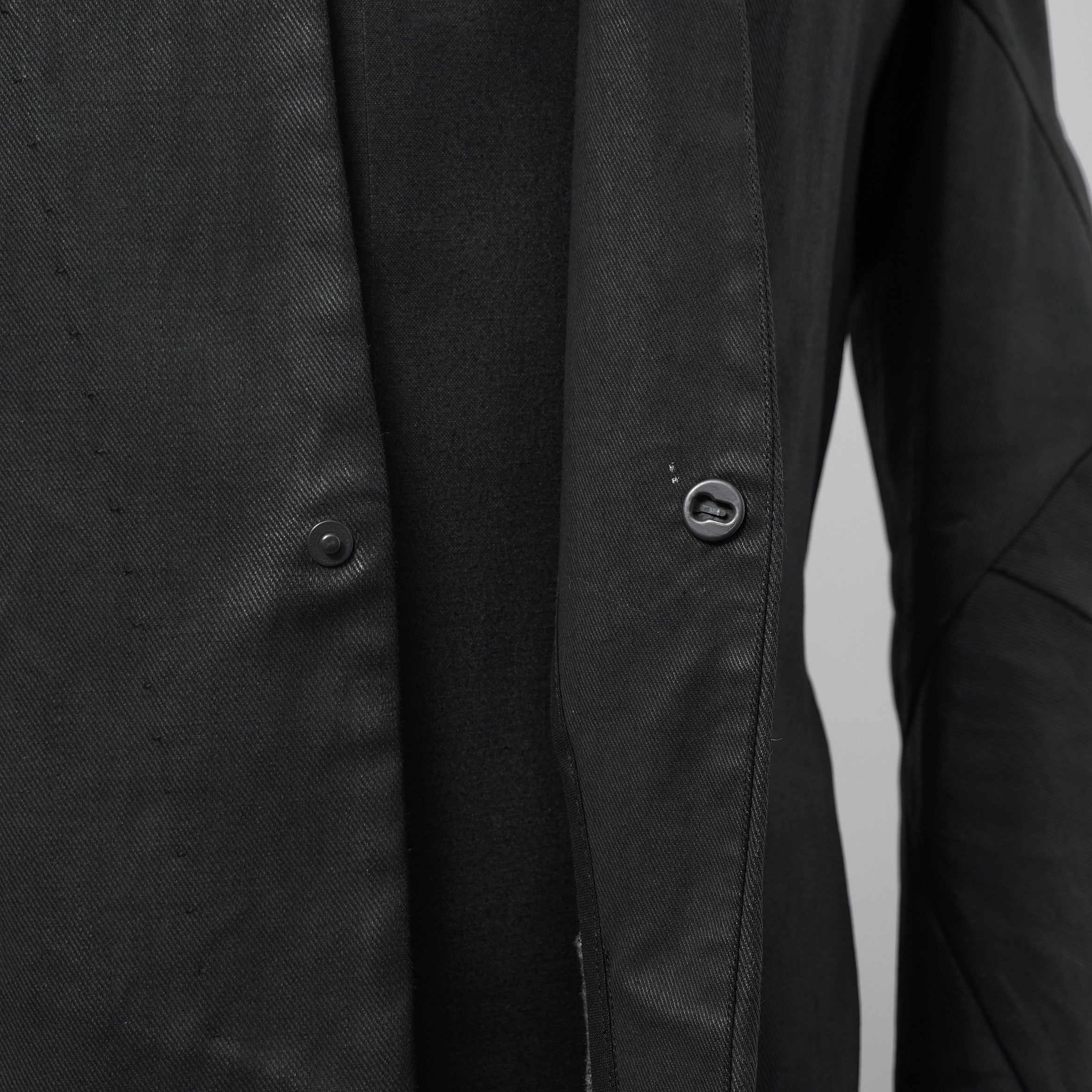 希少 LEON EMANUEL BLANCK レオン エマニュエル ブランク / 美品 FORCED SHORT BLAZER コーティング デニム ジャケット / size 46 (BLACK)
