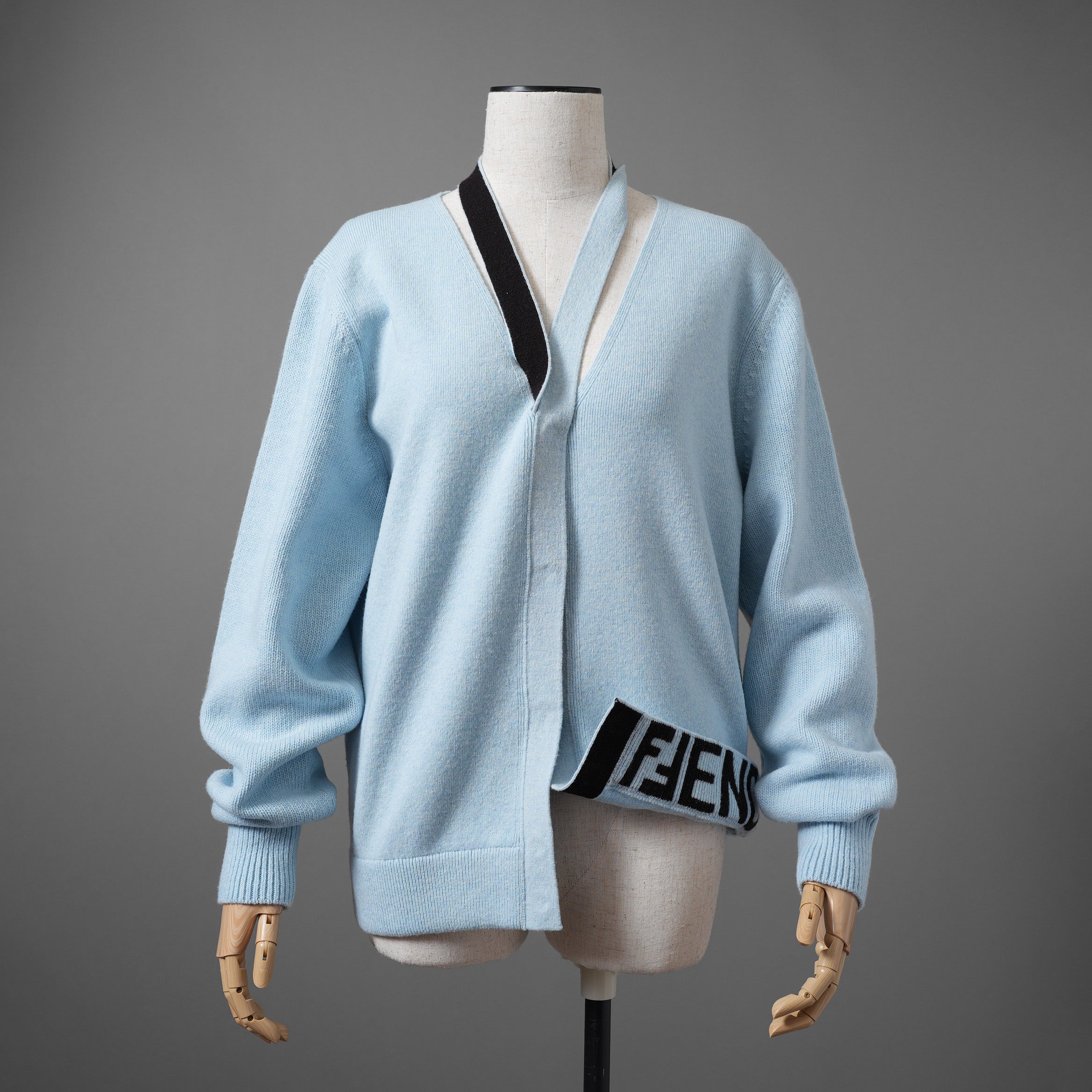 FENDI フェンディ/23AW 美品 アシンメトリー カシミヤカーディガン / FZC971 ANJJ /size 40 (LIGHTBLUE)