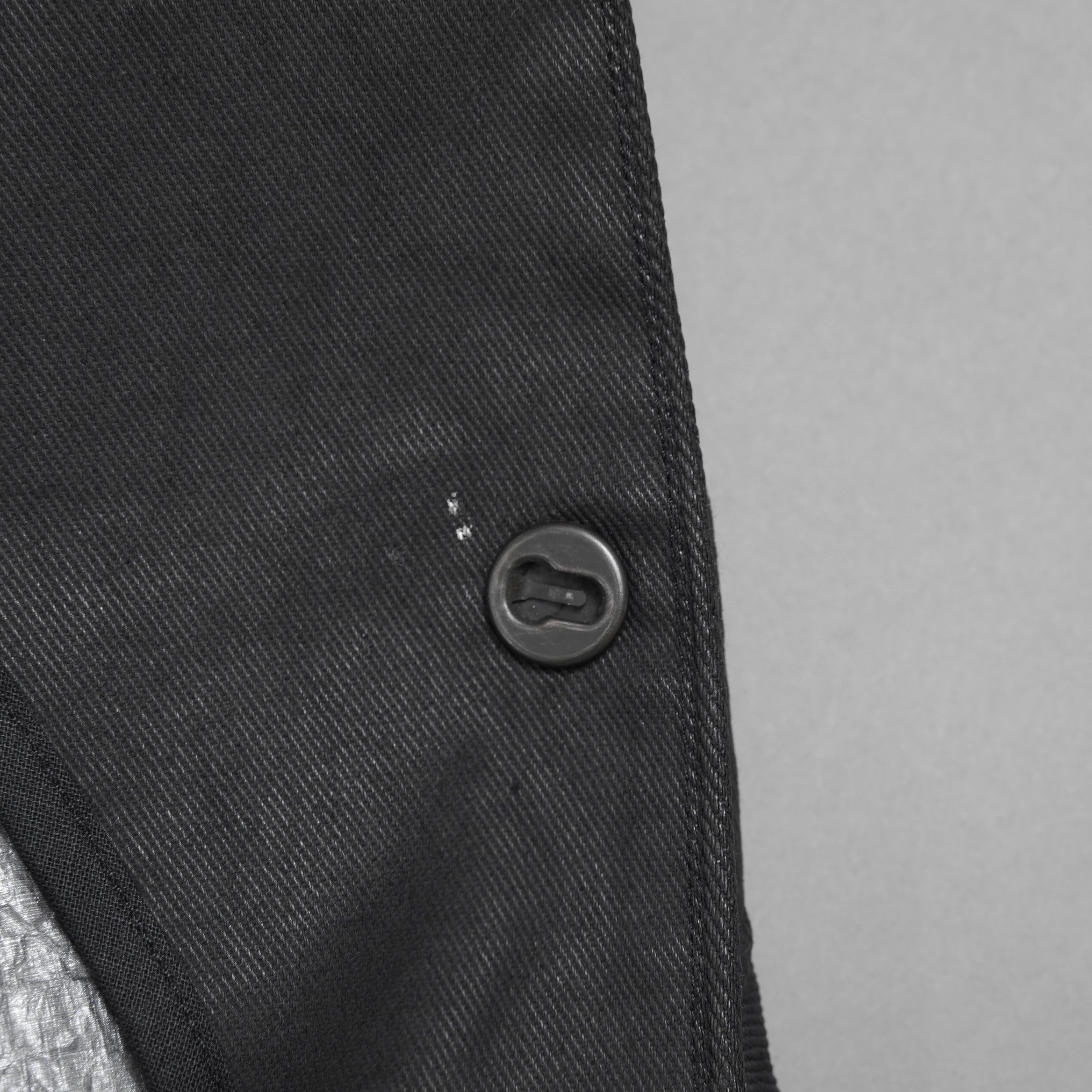 希少 LEON EMANUEL BLANCK レオン エマニュエル ブランク / 美品 FORCED SHORT BLAZER コーティング デニム ジャケット / size 46 (BLACK)