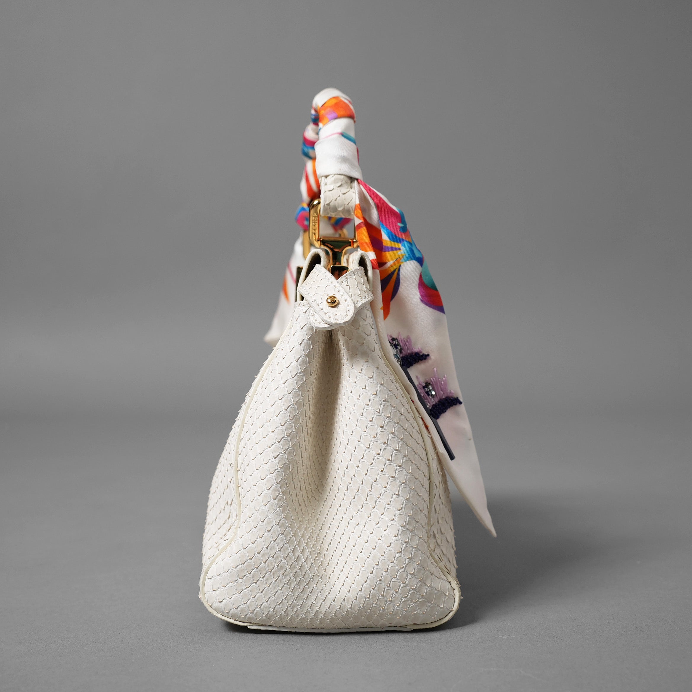 希少 FENDI フェンディ / ピーカーブー ミニ パイソン バッグ / 蛇革 スカーフ付き / WHITE /2WAY  ハンドバッグ ショルダーバッグ
