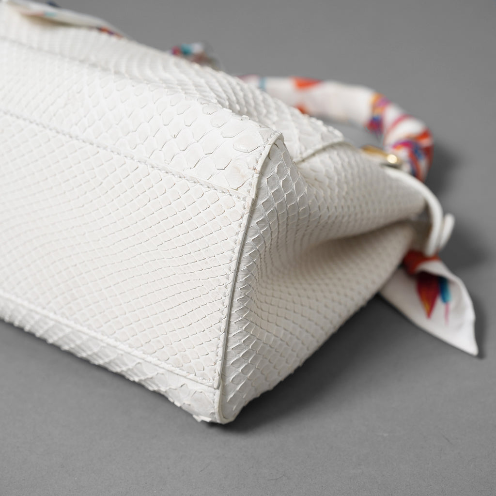 希少 FENDI フェンディ / ピーカーブー ミニ パイソン バッグ / 蛇革 スカーフ付き / WHITE /2WAY  ハンドバッグ ショルダーバッグ