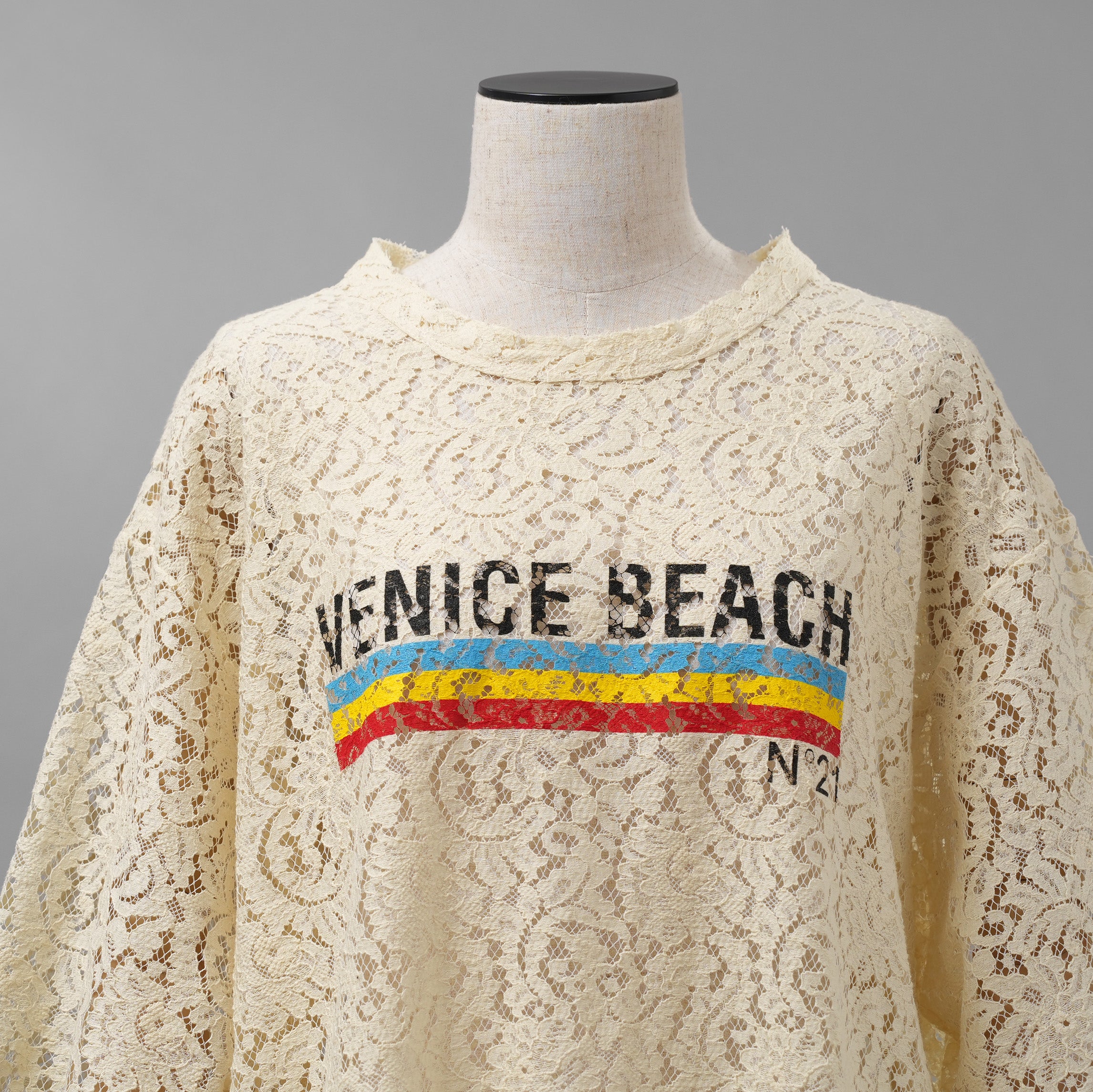 N°21 ヌメロヴェントゥーノ / 22SS プリントレースTシャツ / 22S-G141-4123 / size 40 (IVORY) レディース