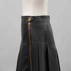 希少 LOUIS VUITTON ルイヴィトン / 美品 21AW ラムスキン アシンメトリー レザー プリーツ スカート / 1A91Y5 / size 38 (BLACK) レディース
