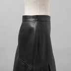 希少 LOUIS VUITTON ルイヴィトン / 美品 21AW ラムスキン アシンメトリー レザー プリーツ スカート / 1A91Y5 / size 38 (BLACK) レディース